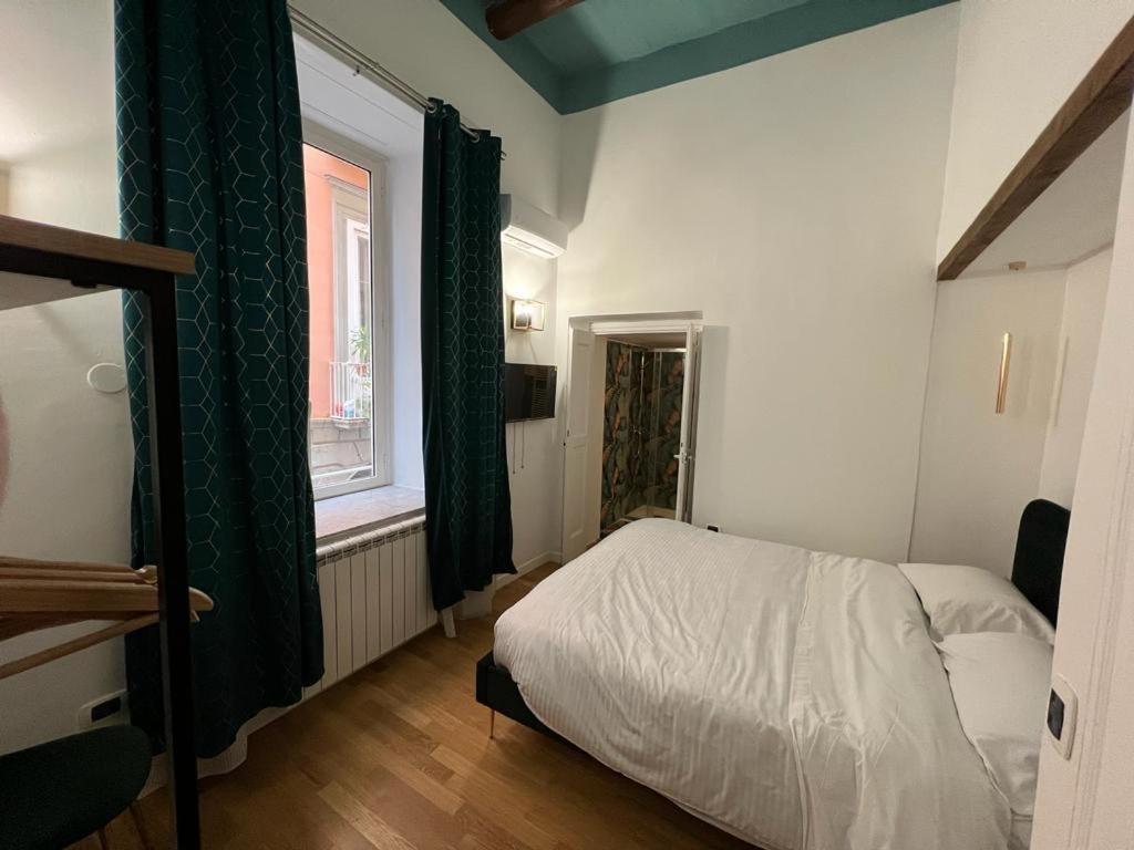 Carafa's Central By Hhn Apartment Naples