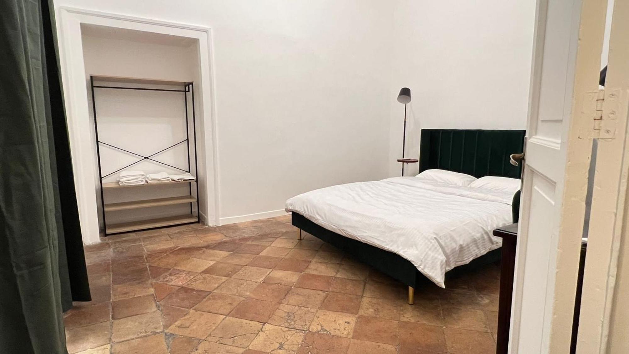 Carafa's Central By Hhn Naples