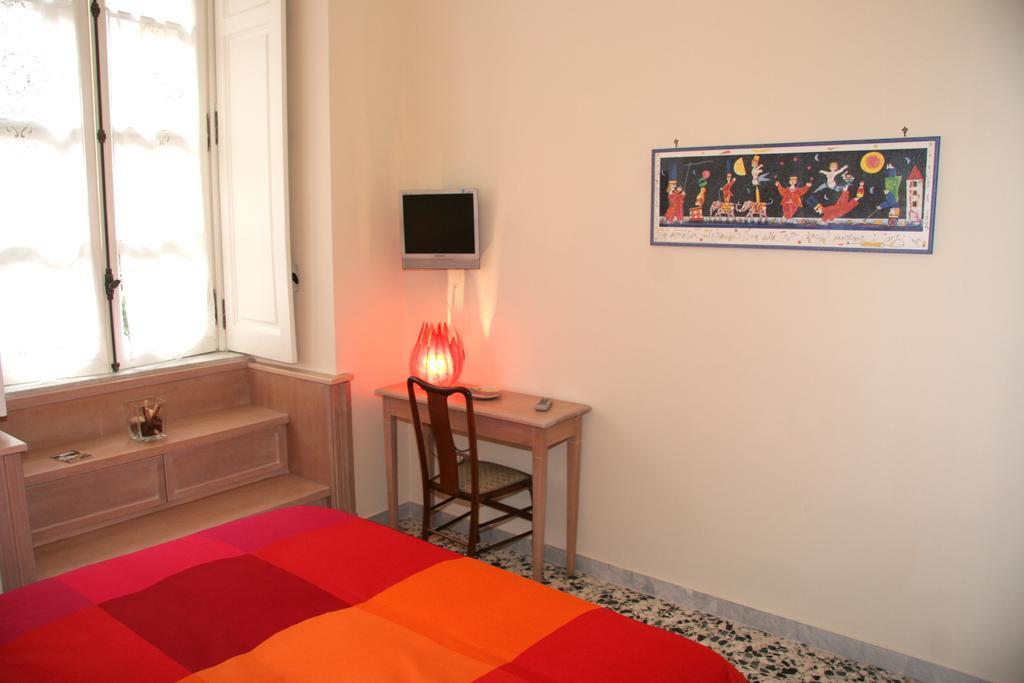 Beb Di Fiore Bed & Breakfast Naples