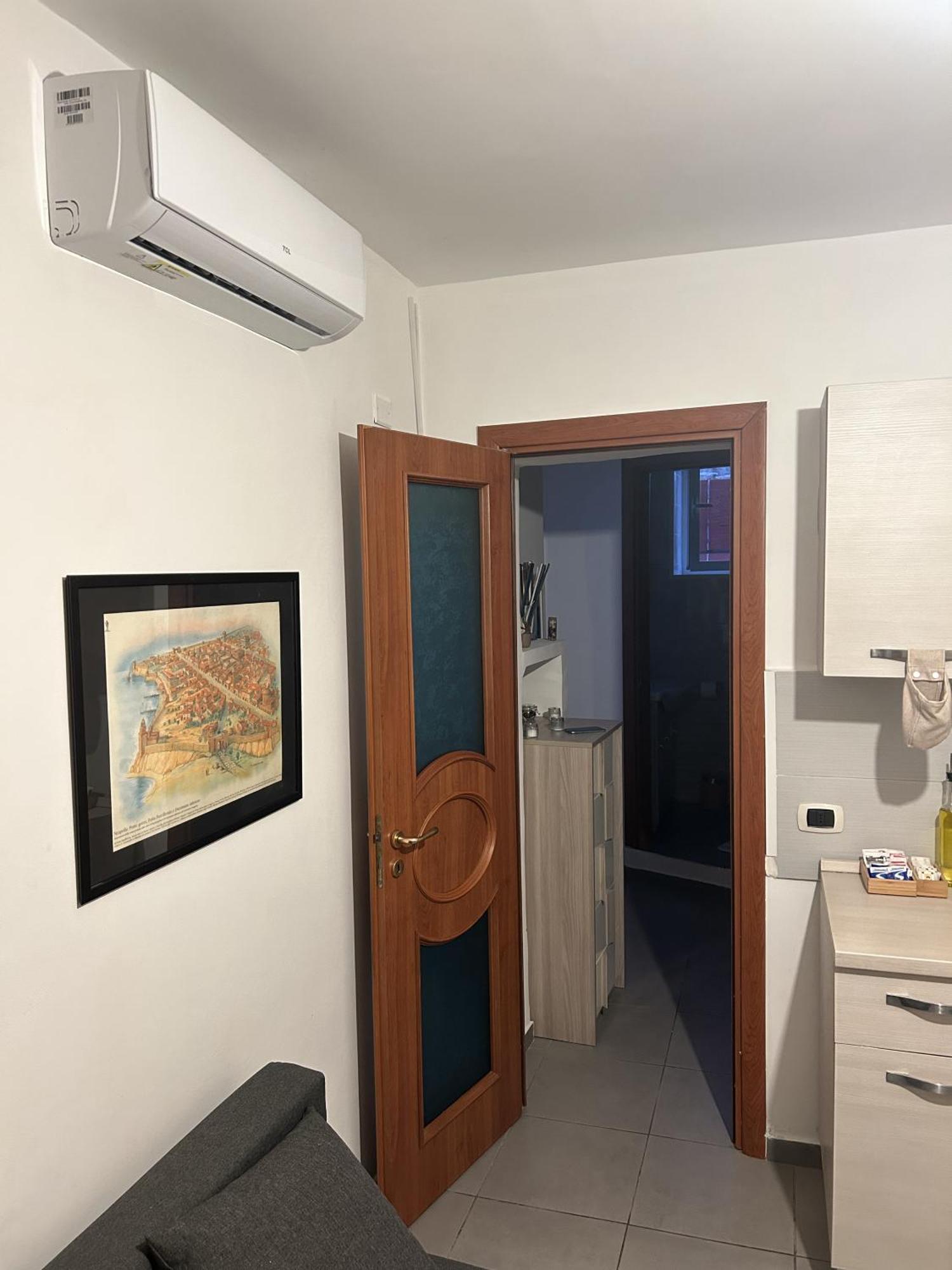 Casa Con Terrazzo In Centro Apartment