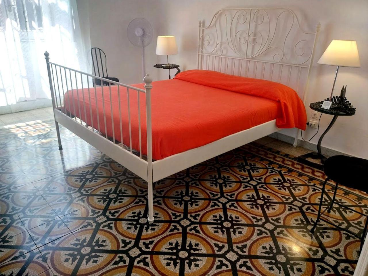 L'atelier Vedi Ai Tuoi Piedi Bed & Breakfast *