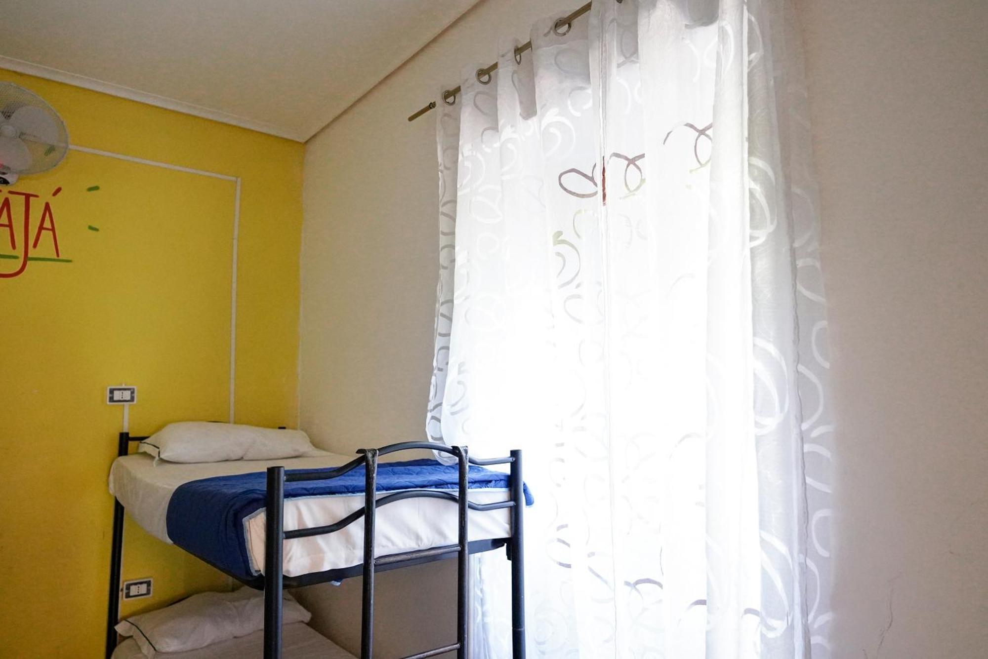 Hostel Mochileros - Age Limit 18-28 *