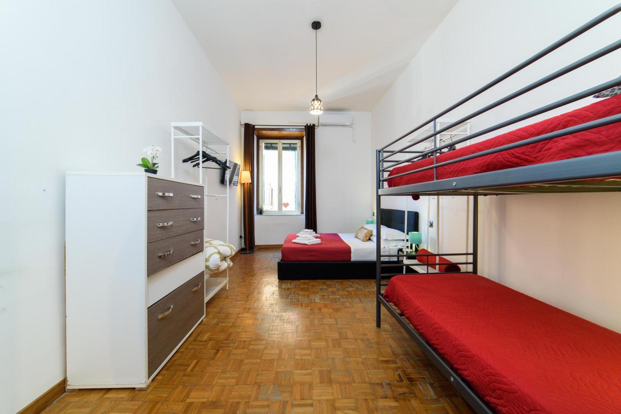 Inside Chiaia Guest house
