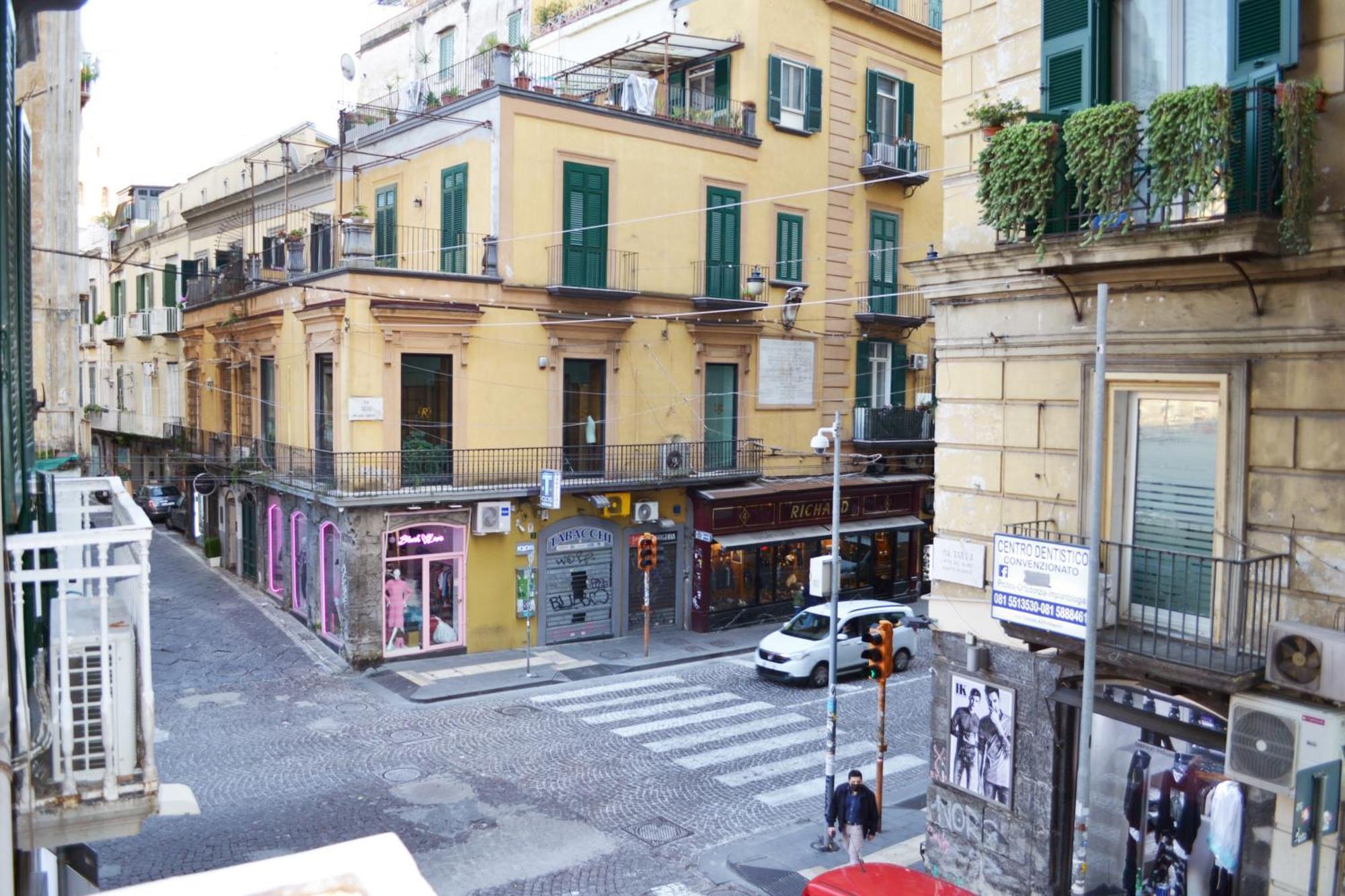 Rinascimento Casa Newman Naples