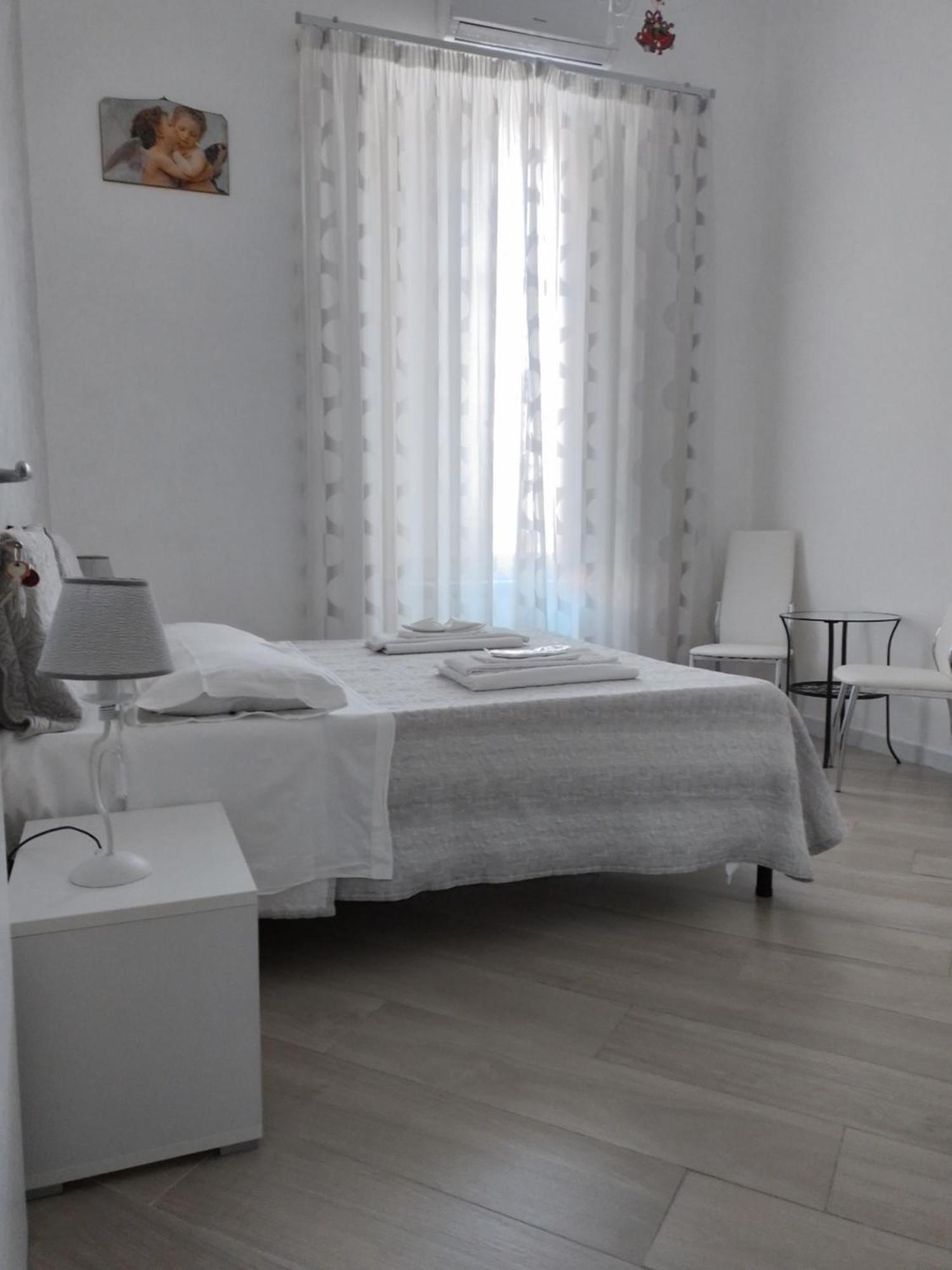 Casa Theodor Bed & Breakfast Naples