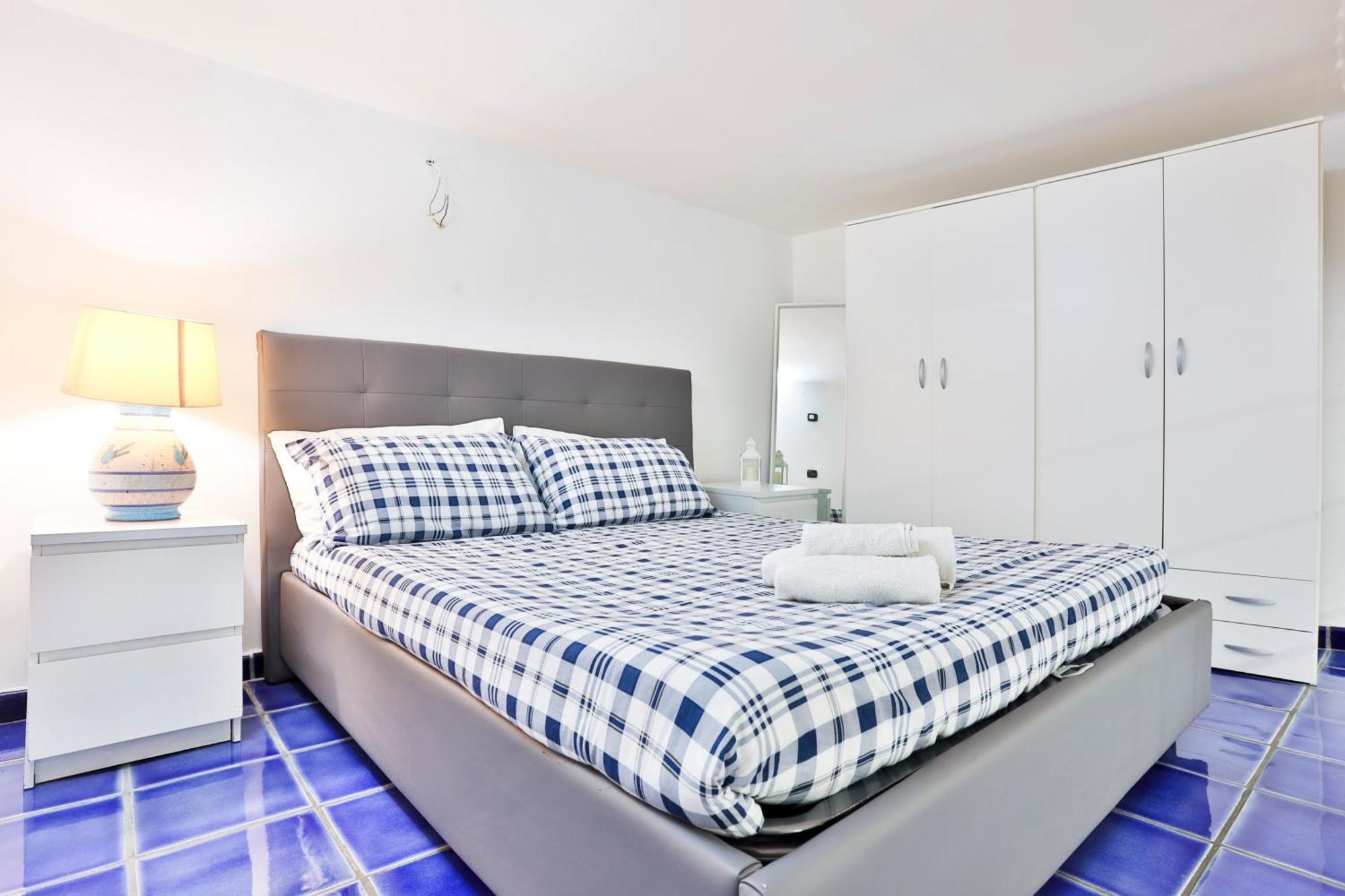 Apartment My House Carlo Iii Square Naples