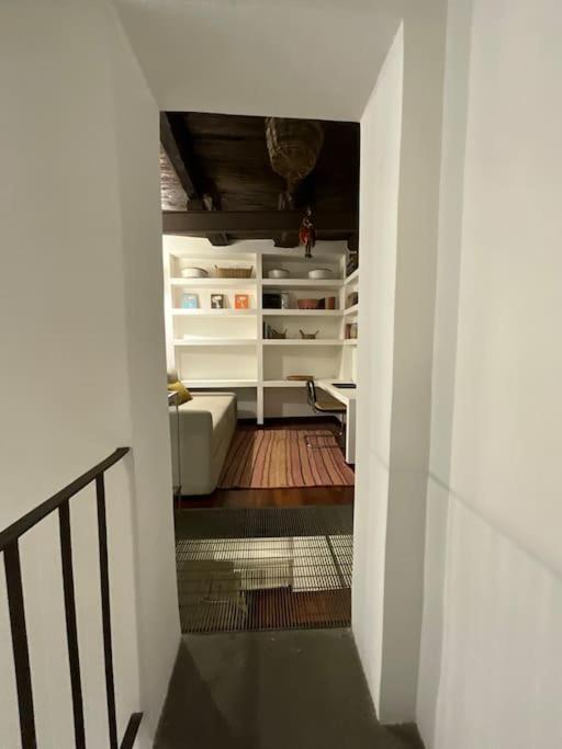 La Casa Dei Librai * Naples