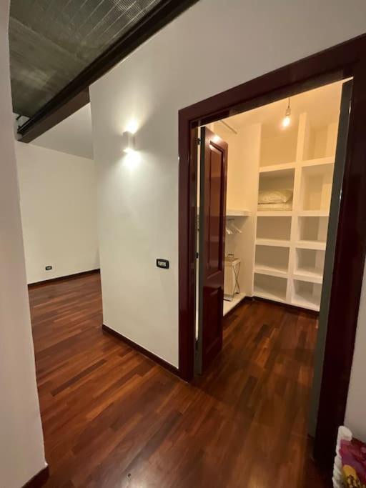 Apartment La Casa Dei Librai Naples