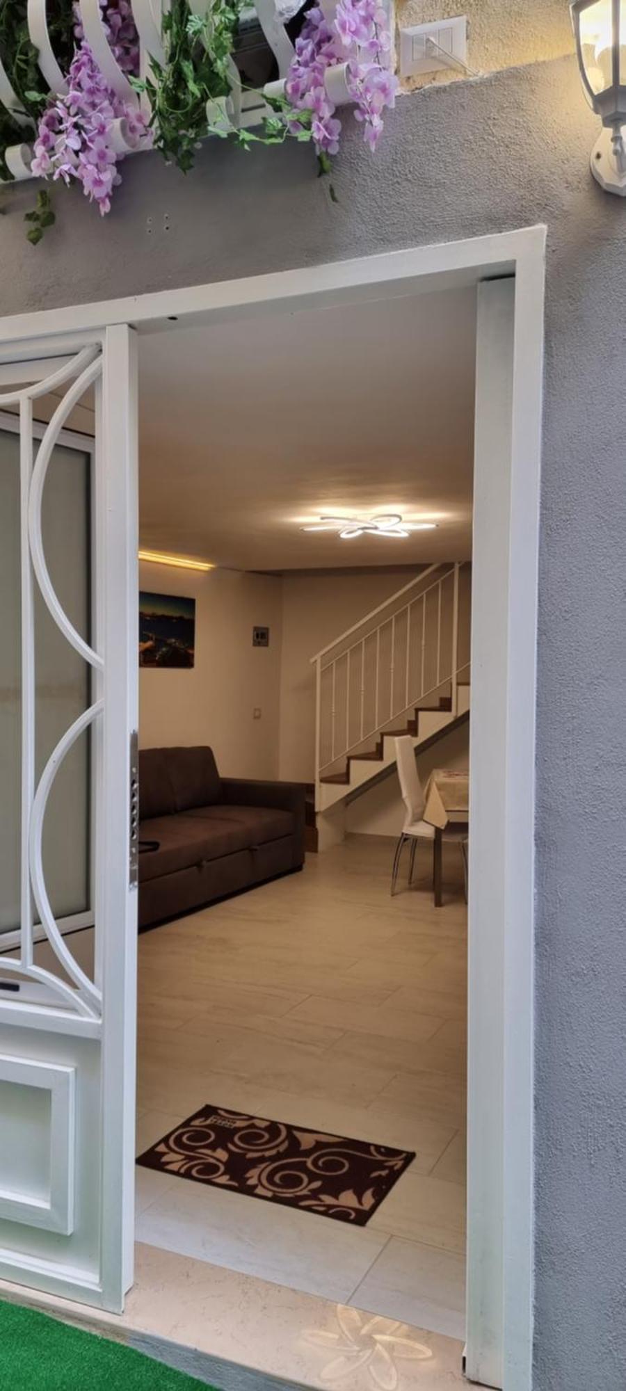 Dv House Via Toledo Quartierispagnoli Naples