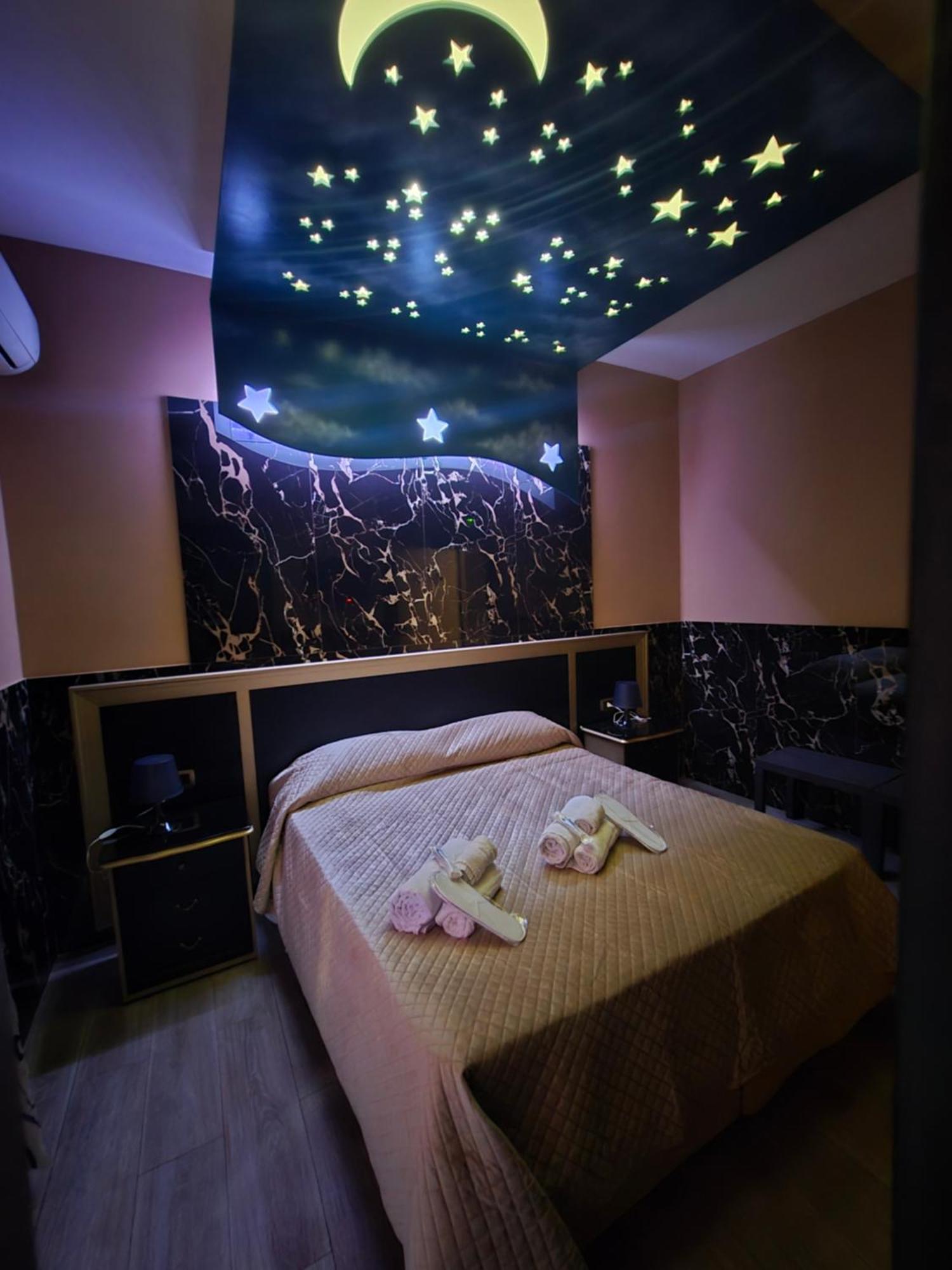 Hotel Iris Hotel *
