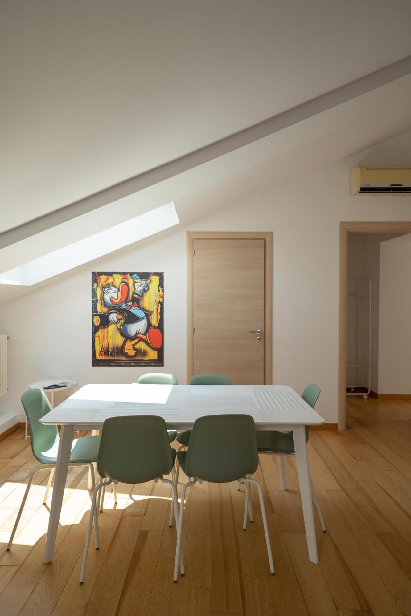 Apartment Napolidays Mansarda Garibaldi By Dimorra *