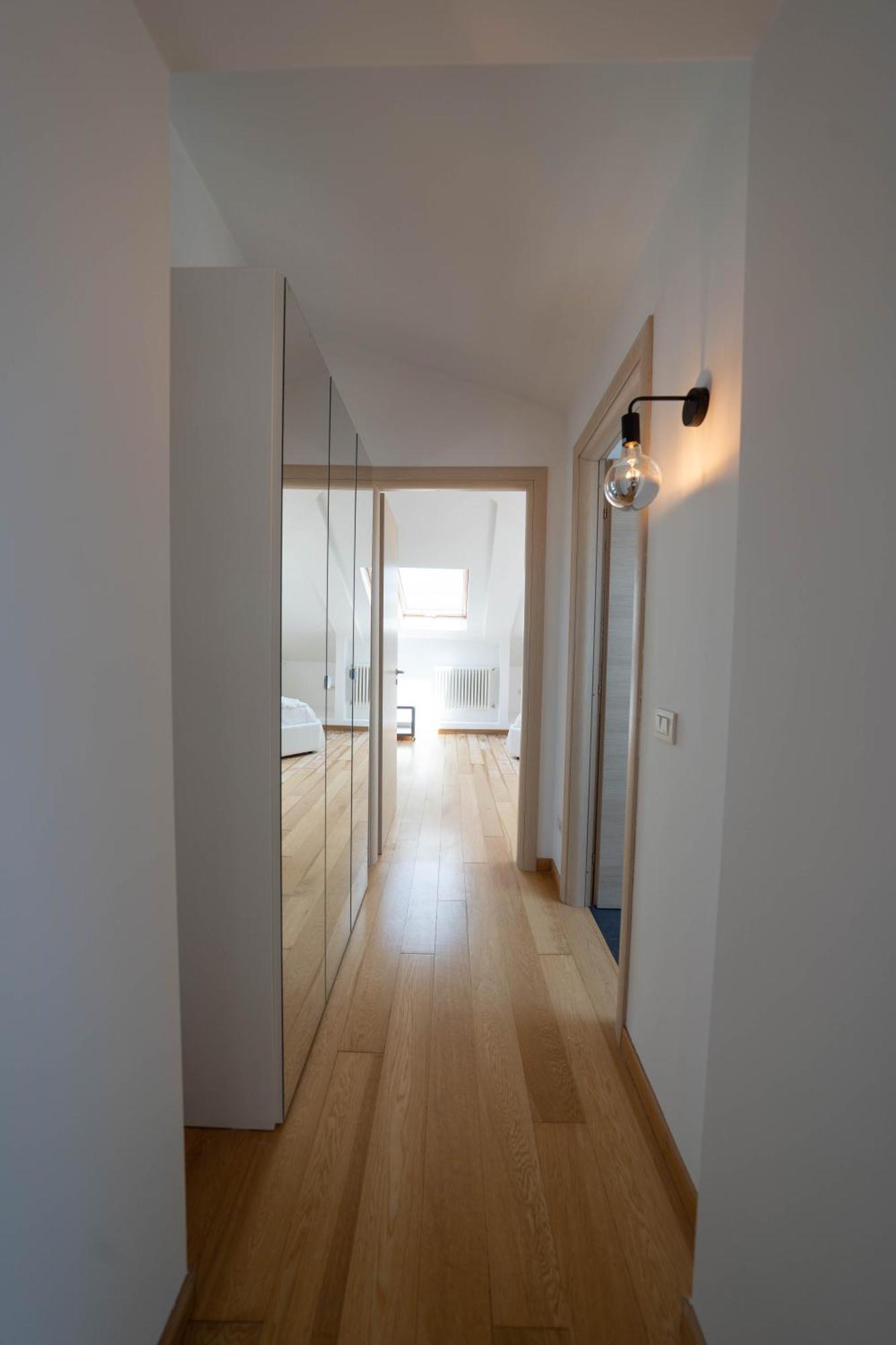 Apartment Napolidays Mansarda Garibaldi By Dimorra *