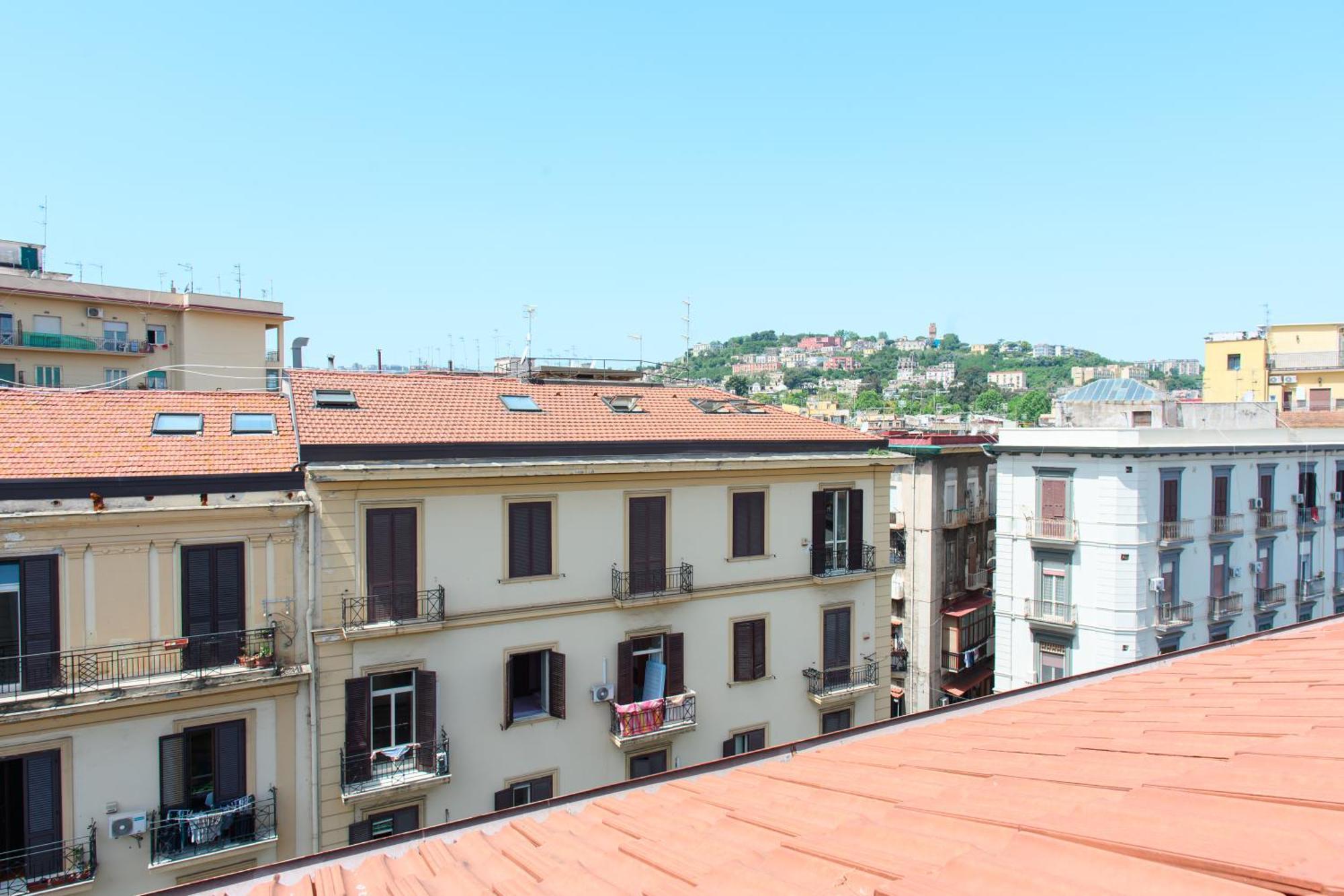 Apartment Napolidays Mansarda Garibaldi By Dimorra