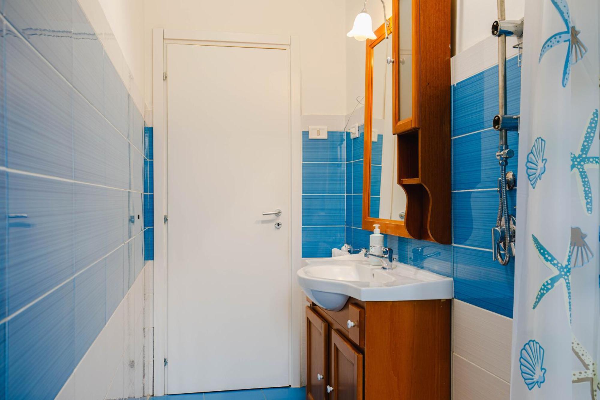 Casa Intera In Via Dell Epomeo 175 *