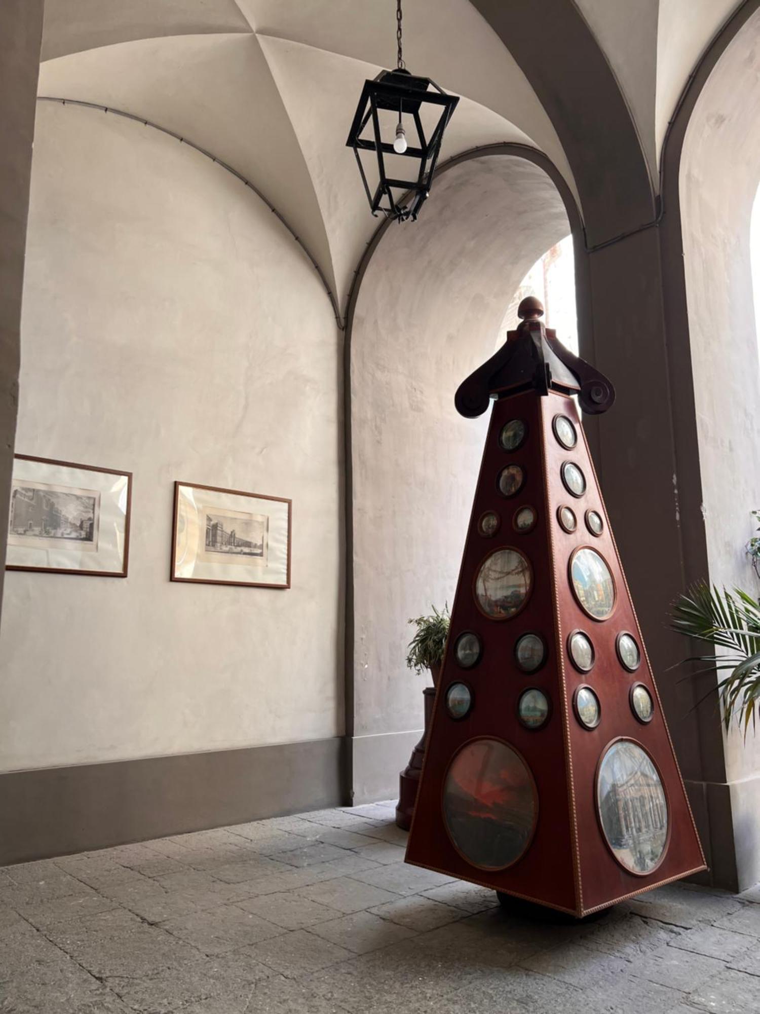 Le Scale Del Principe * Naples