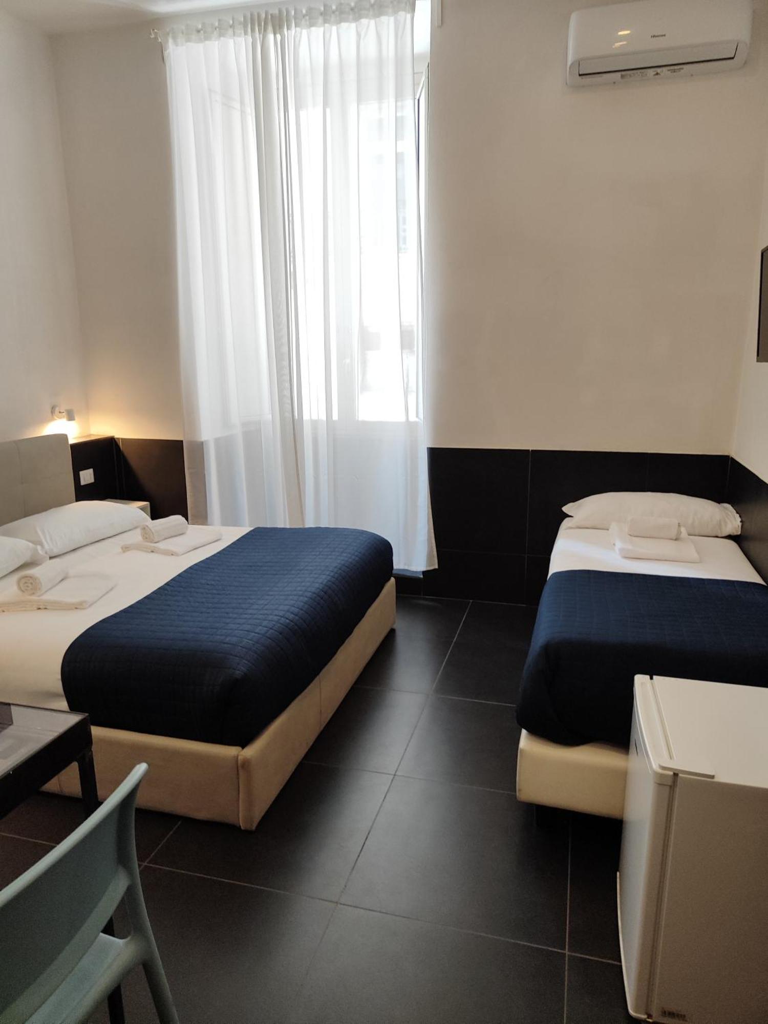 Ideal Walk Hotel 3*