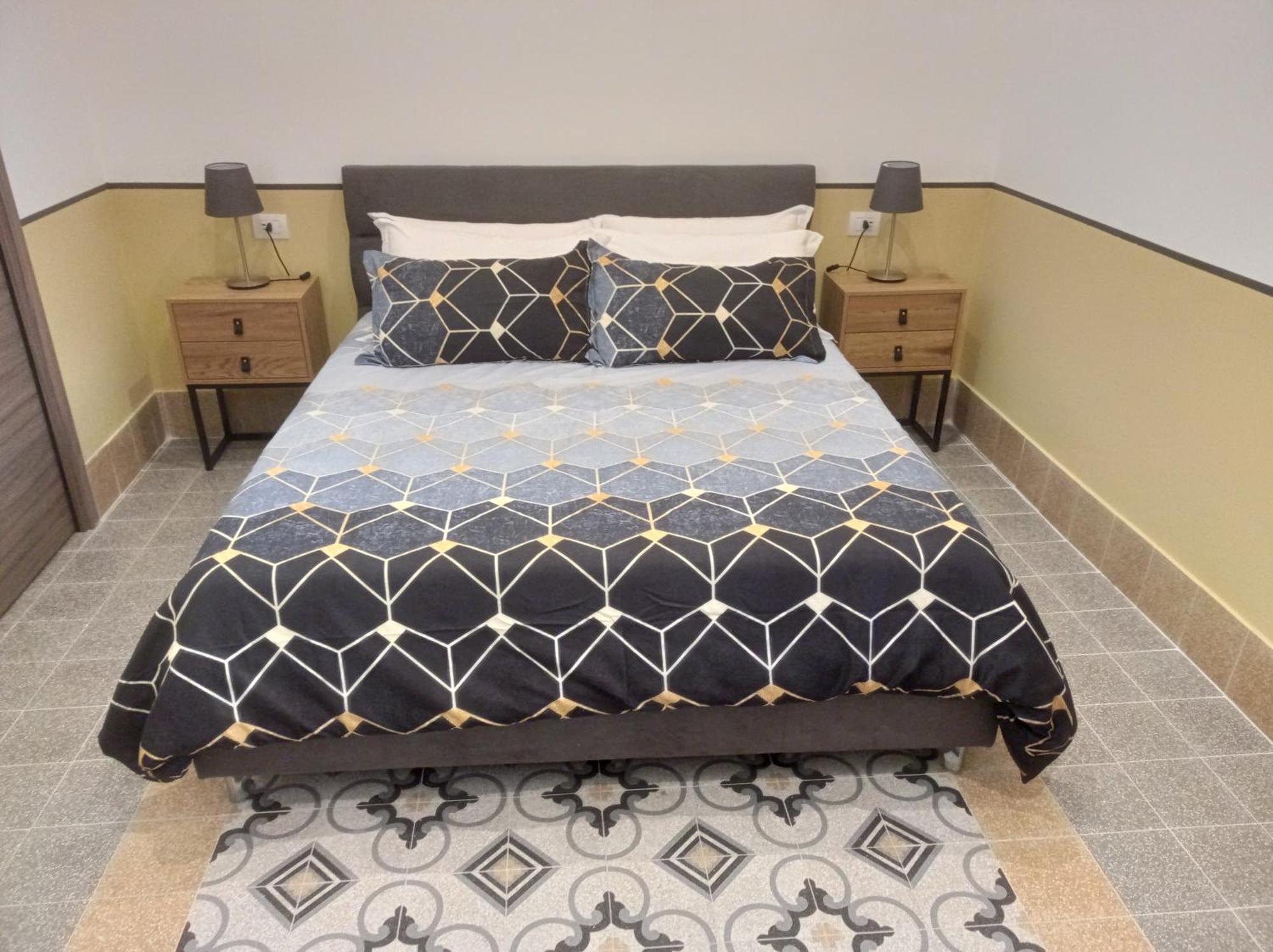 Guest house Meuble Santa Chiara 3*