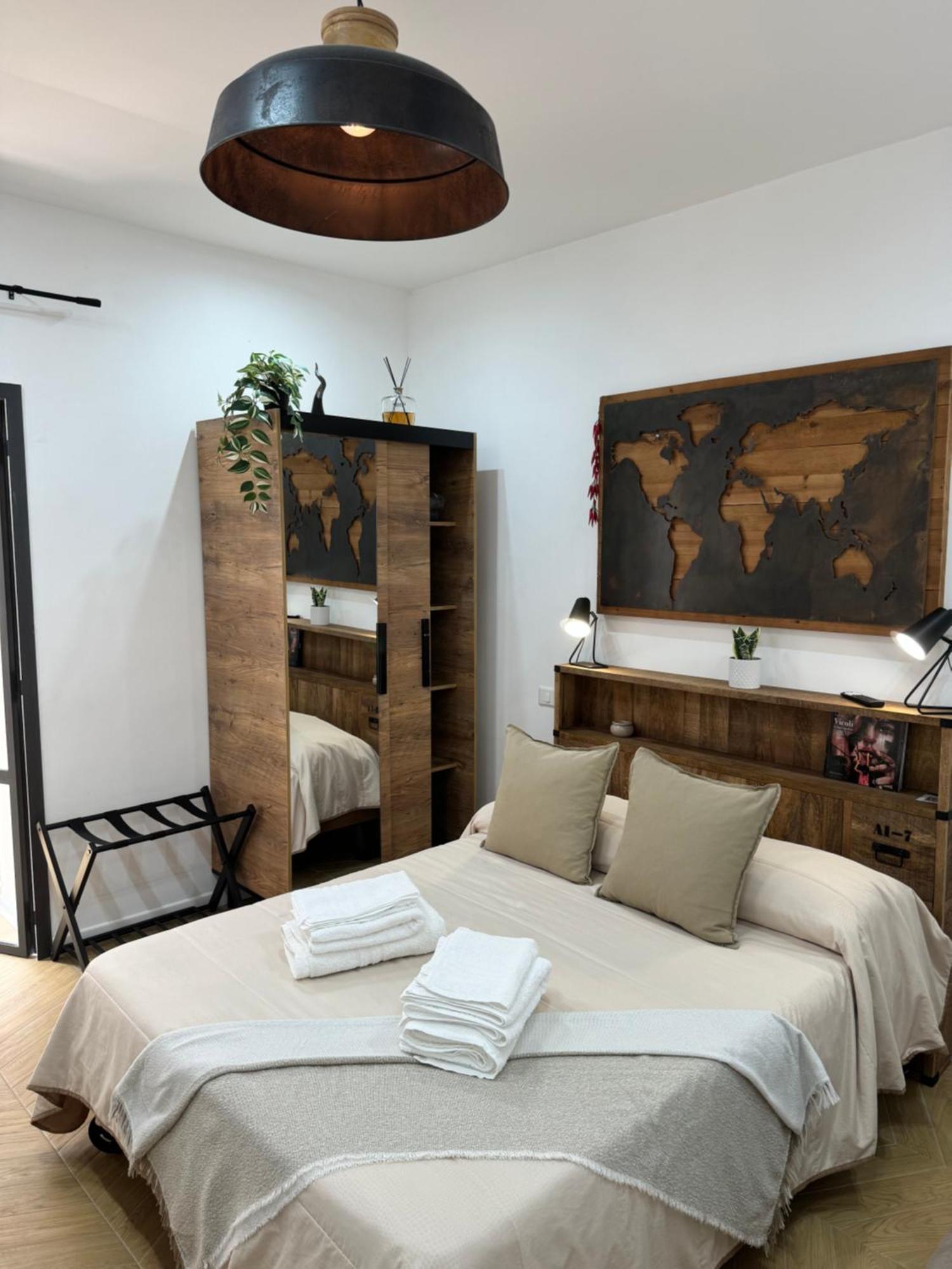 Apartment Gennarino - Panorama With Balcony And Urban Loft