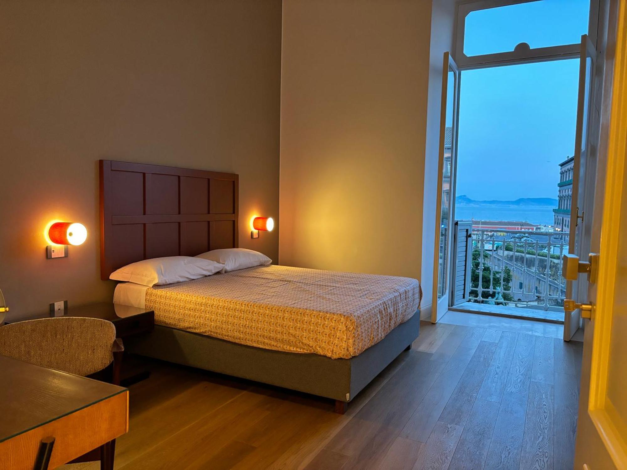 Il Mastio * Naples