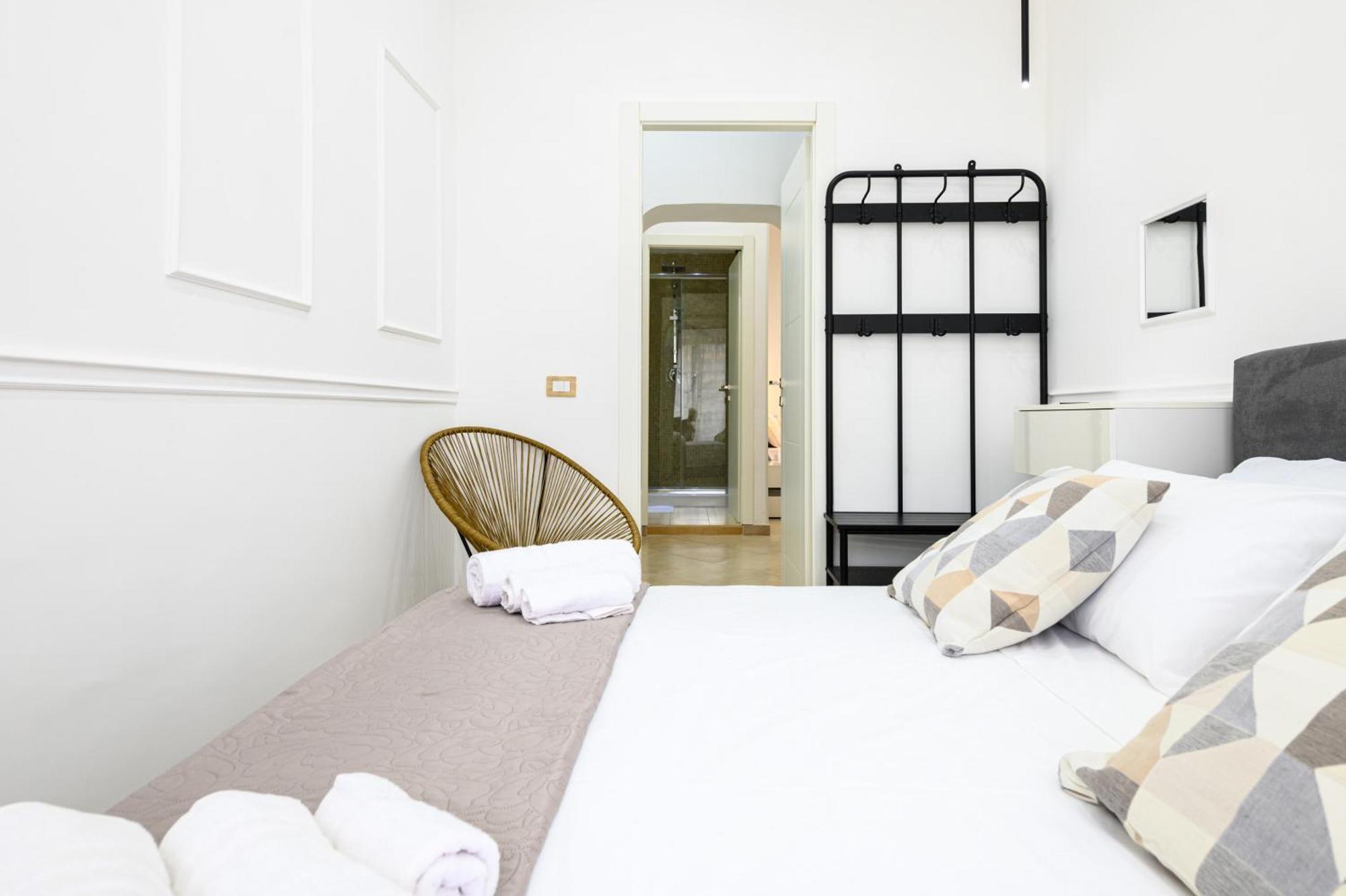 Guest house Giordano Center