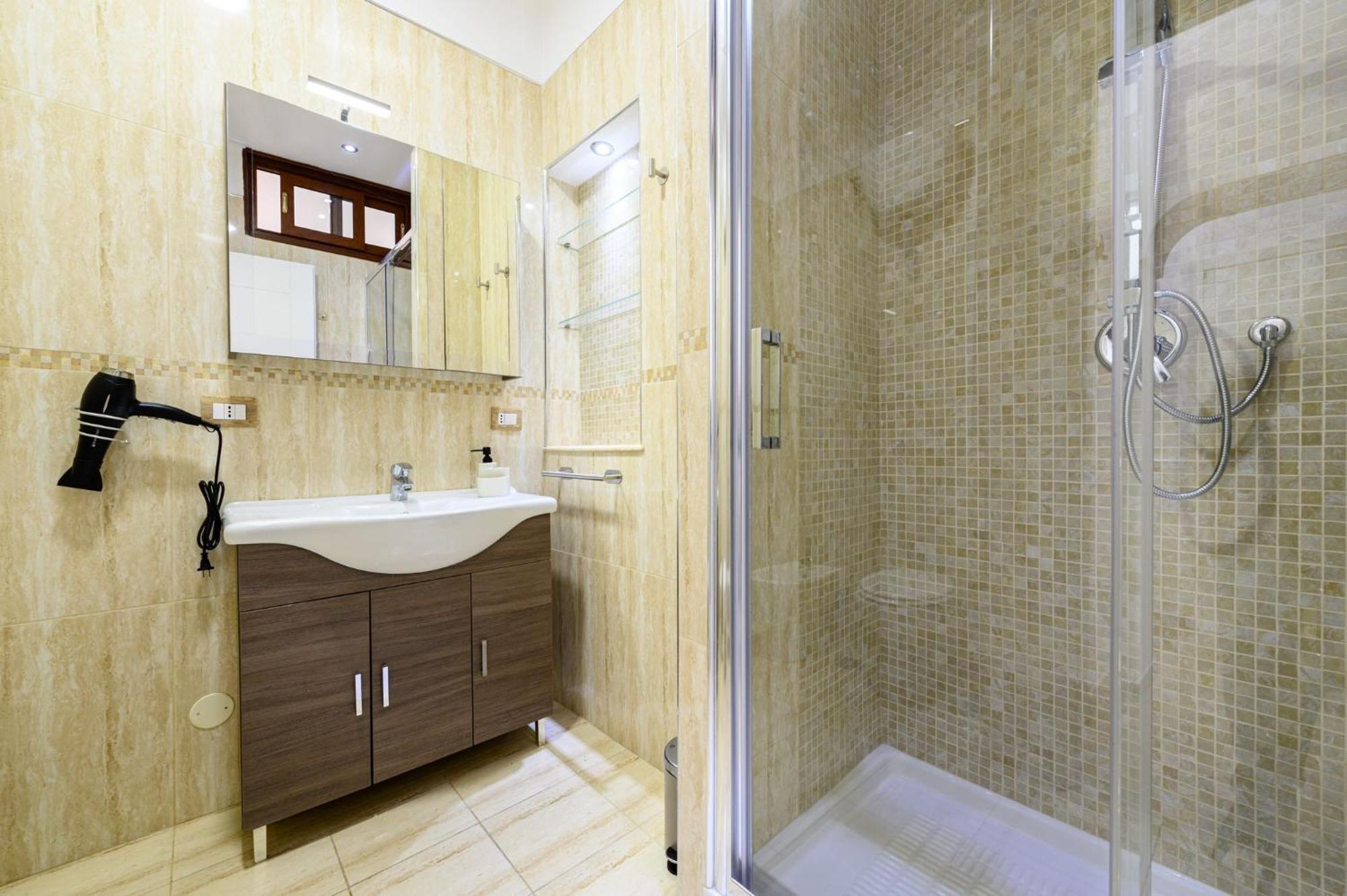 Guest house Giordano Center *