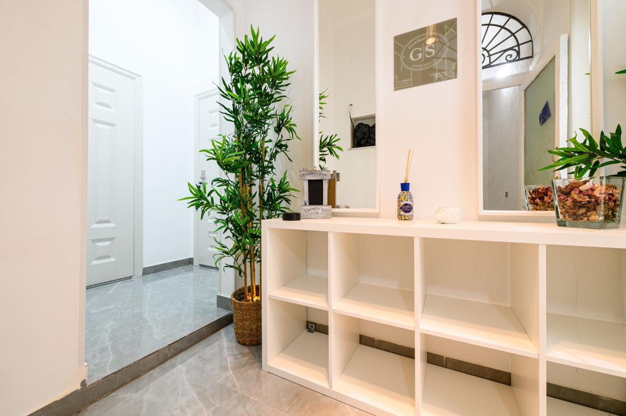 Guest house Giordano Center Naples
