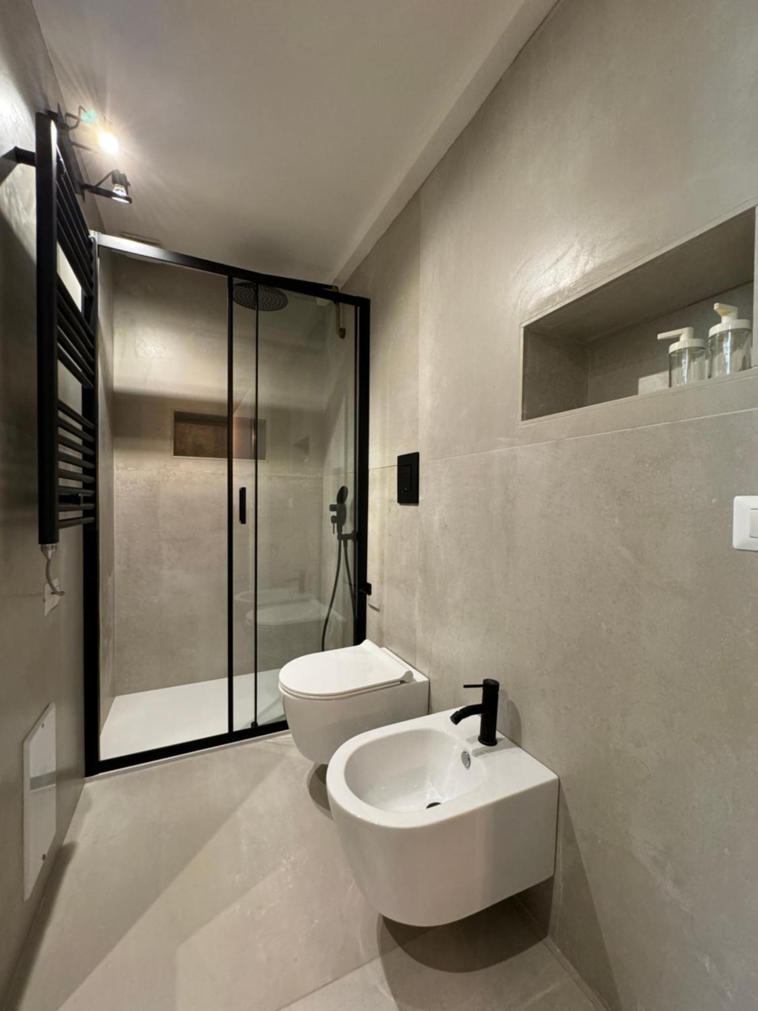 Loft Apartment *