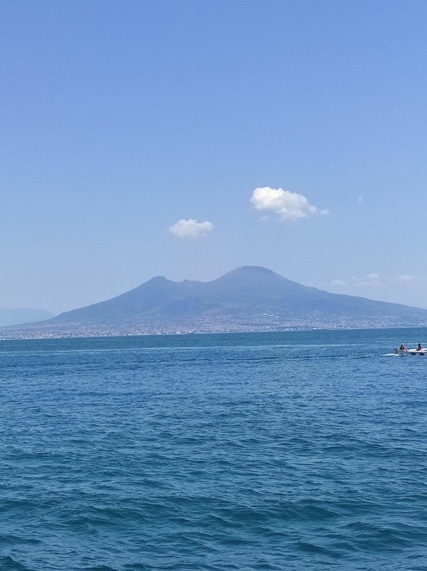 In Vacanze Napoletane *