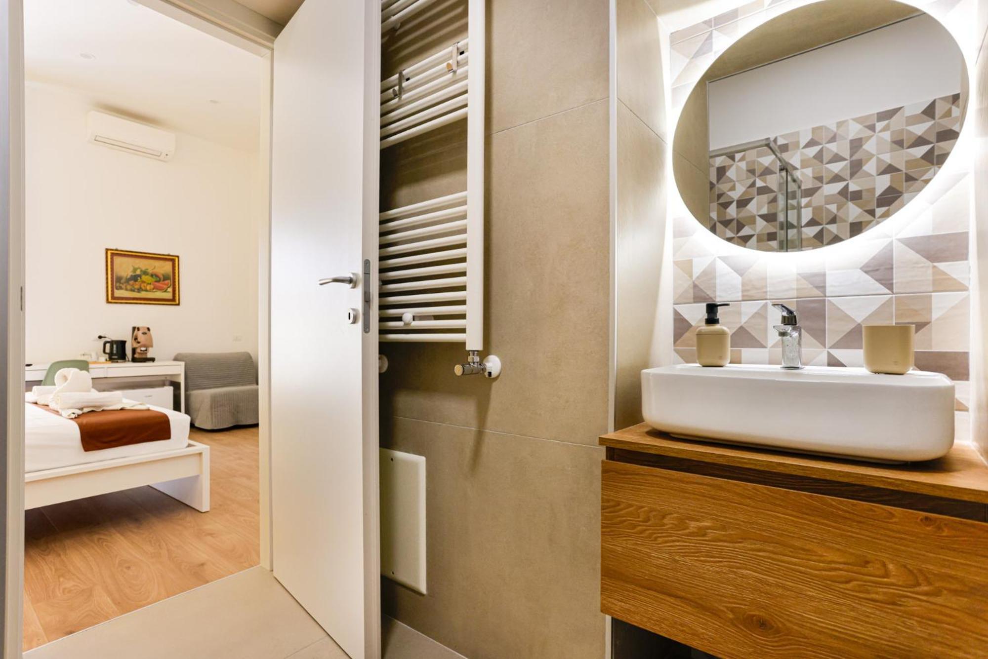 Apartment Santa Patrizia A Chiaia Naples