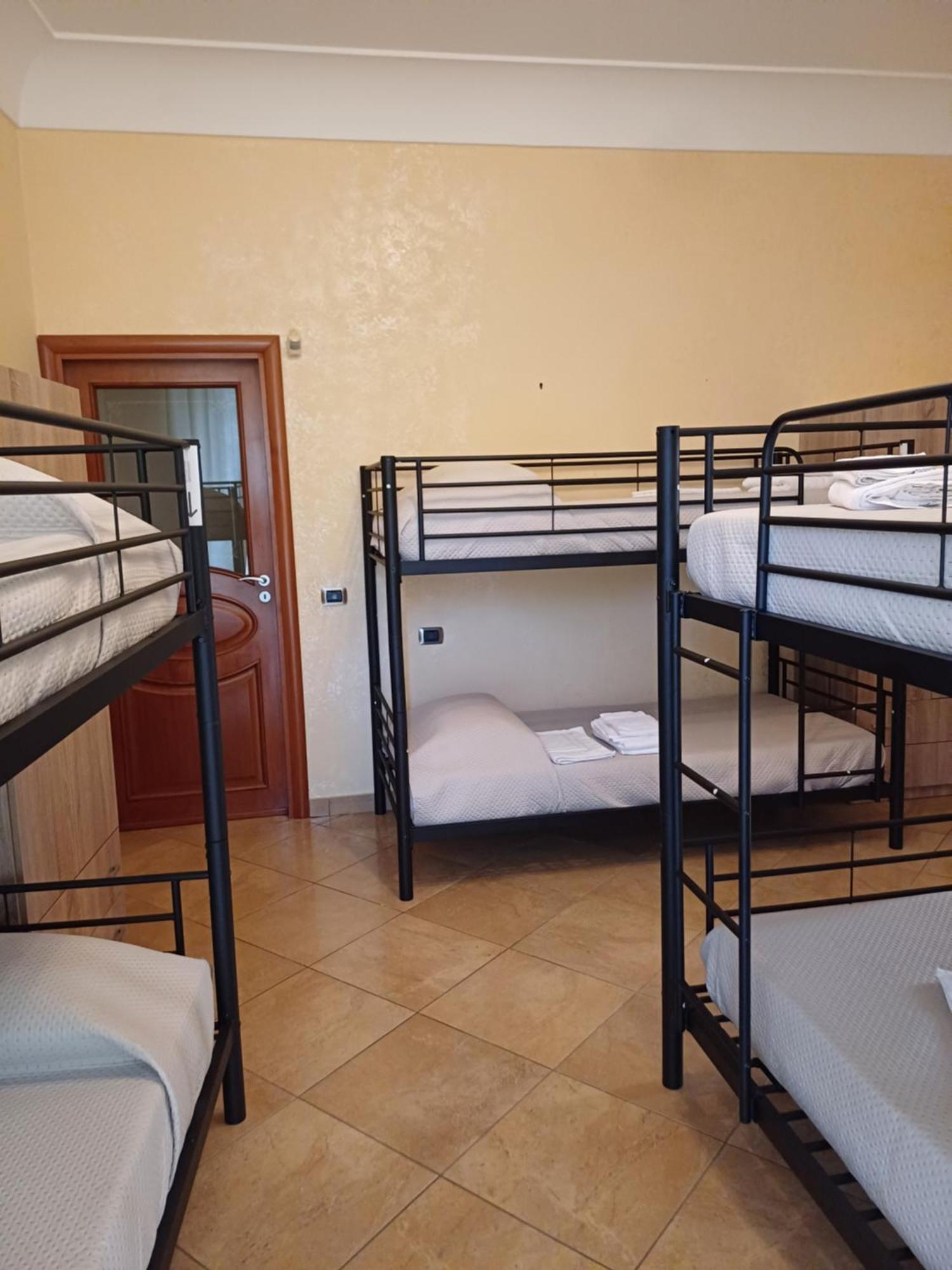 Town Hostel Naples