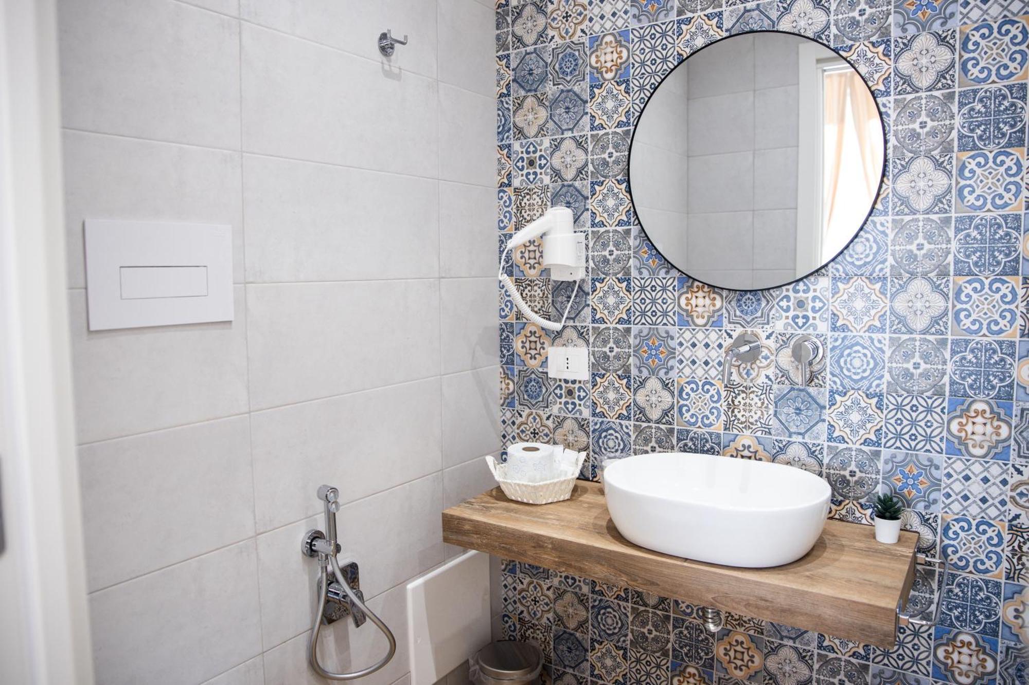 Bed & Breakfast Dimora Diaz Naples