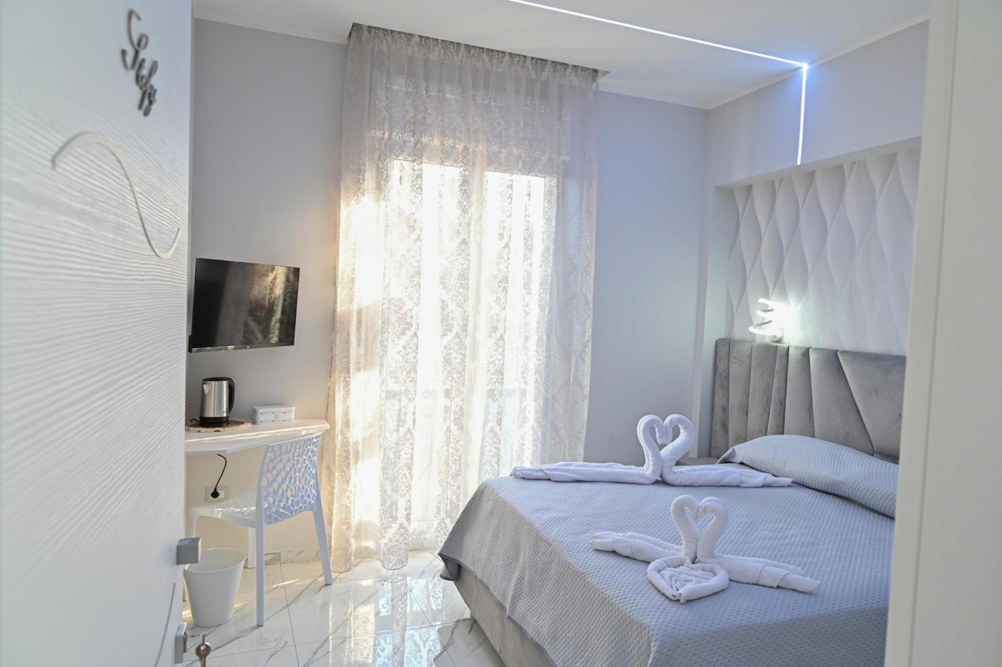 Bebsantaniellohouse1 *