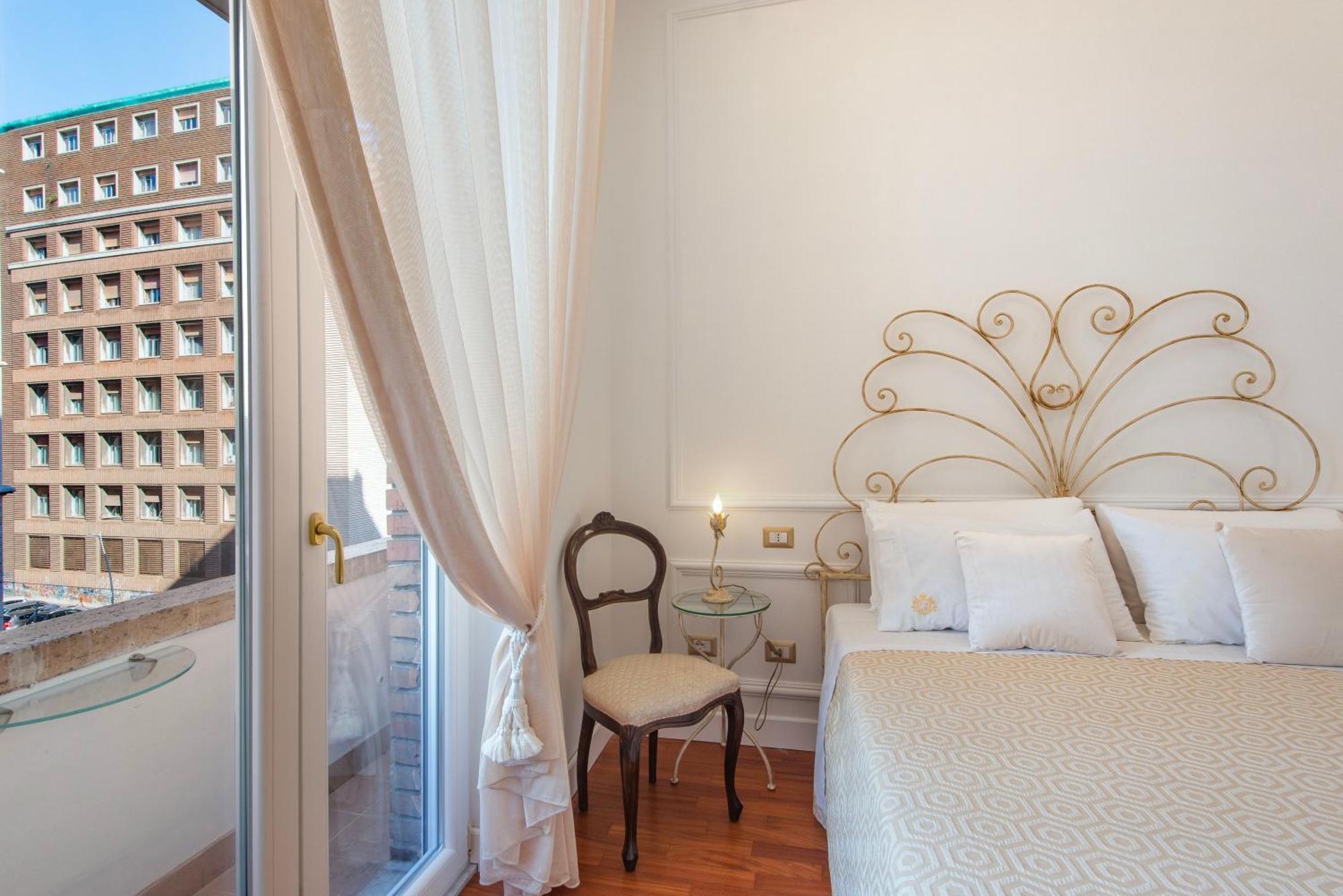 Bed & Breakfast Residenza Borbonica 2*