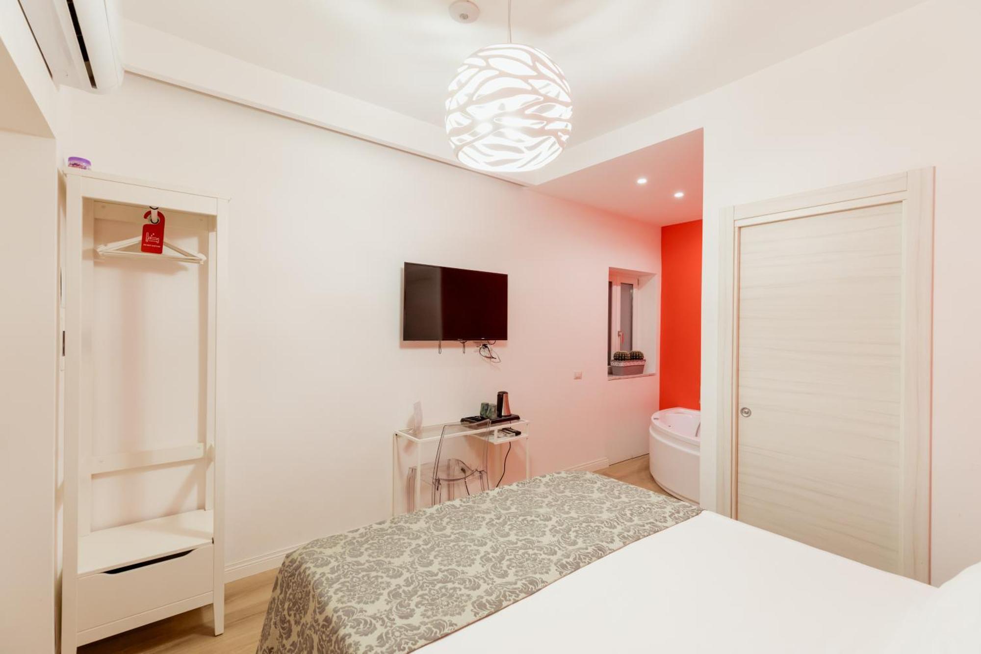Riviera 84 Bed & Breakfast Naples