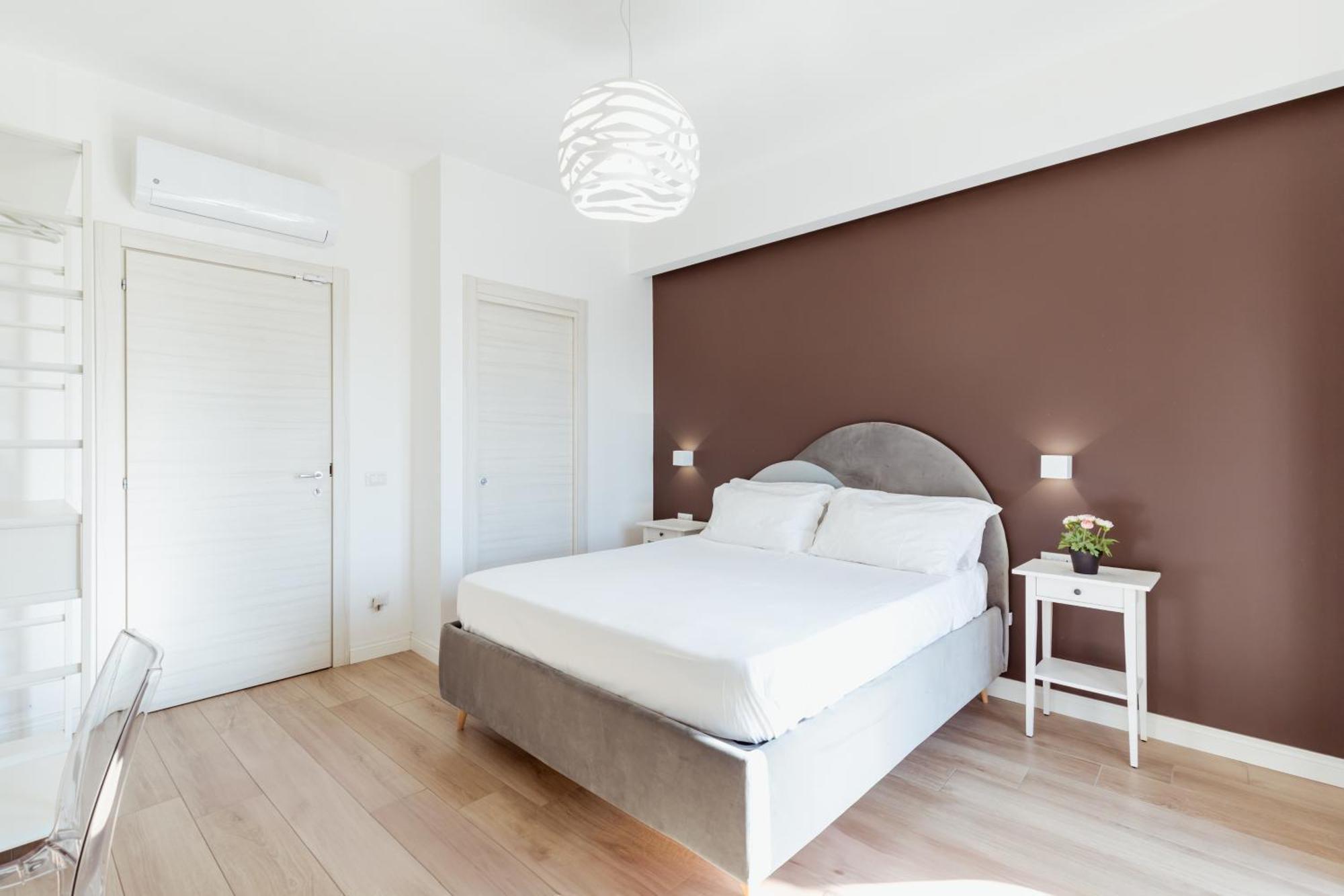Riviera 84 Bed & Breakfast