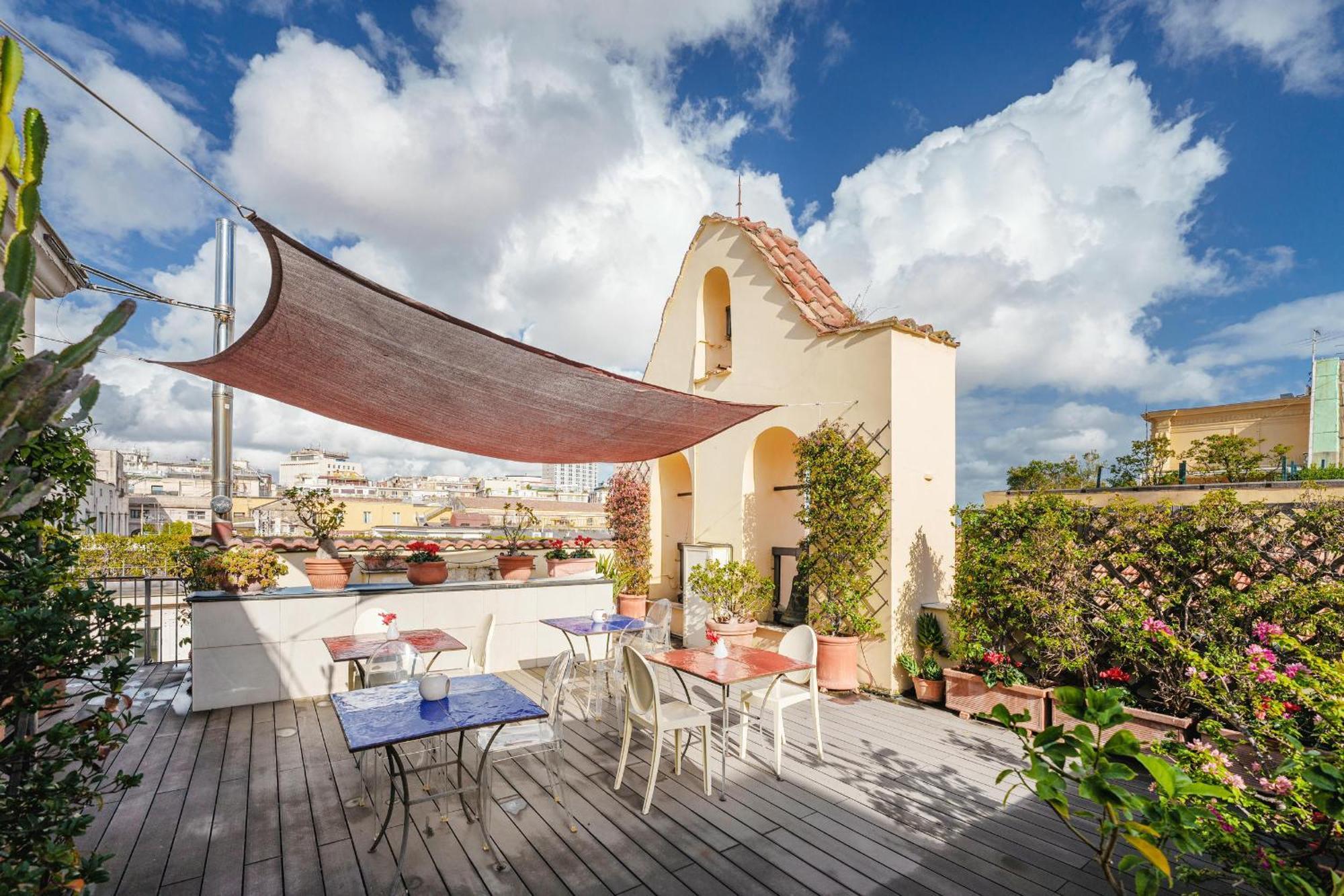 Attico Partenopeo Bed & Breakfast 4*