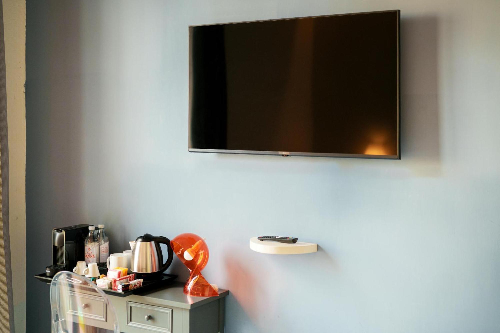 Bed & Breakfast Attico Partenopeo Naples