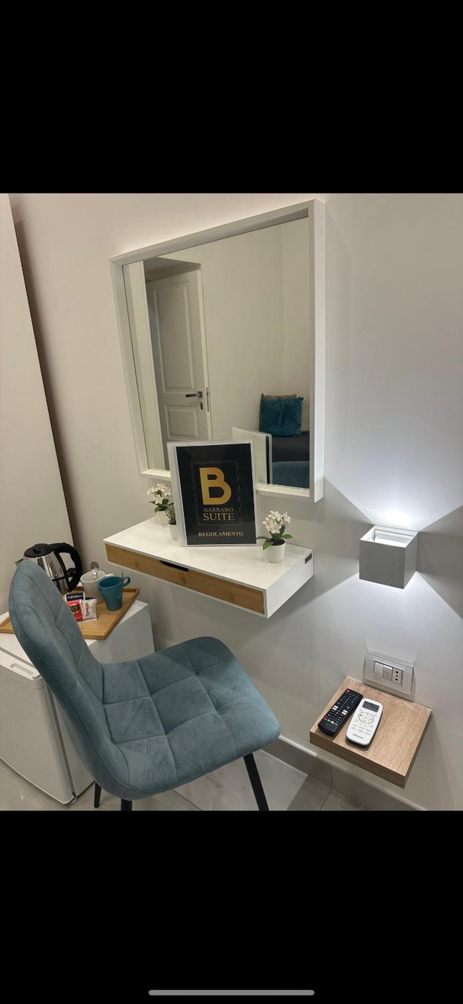 Barbaro & Bed & Breakfast Naples