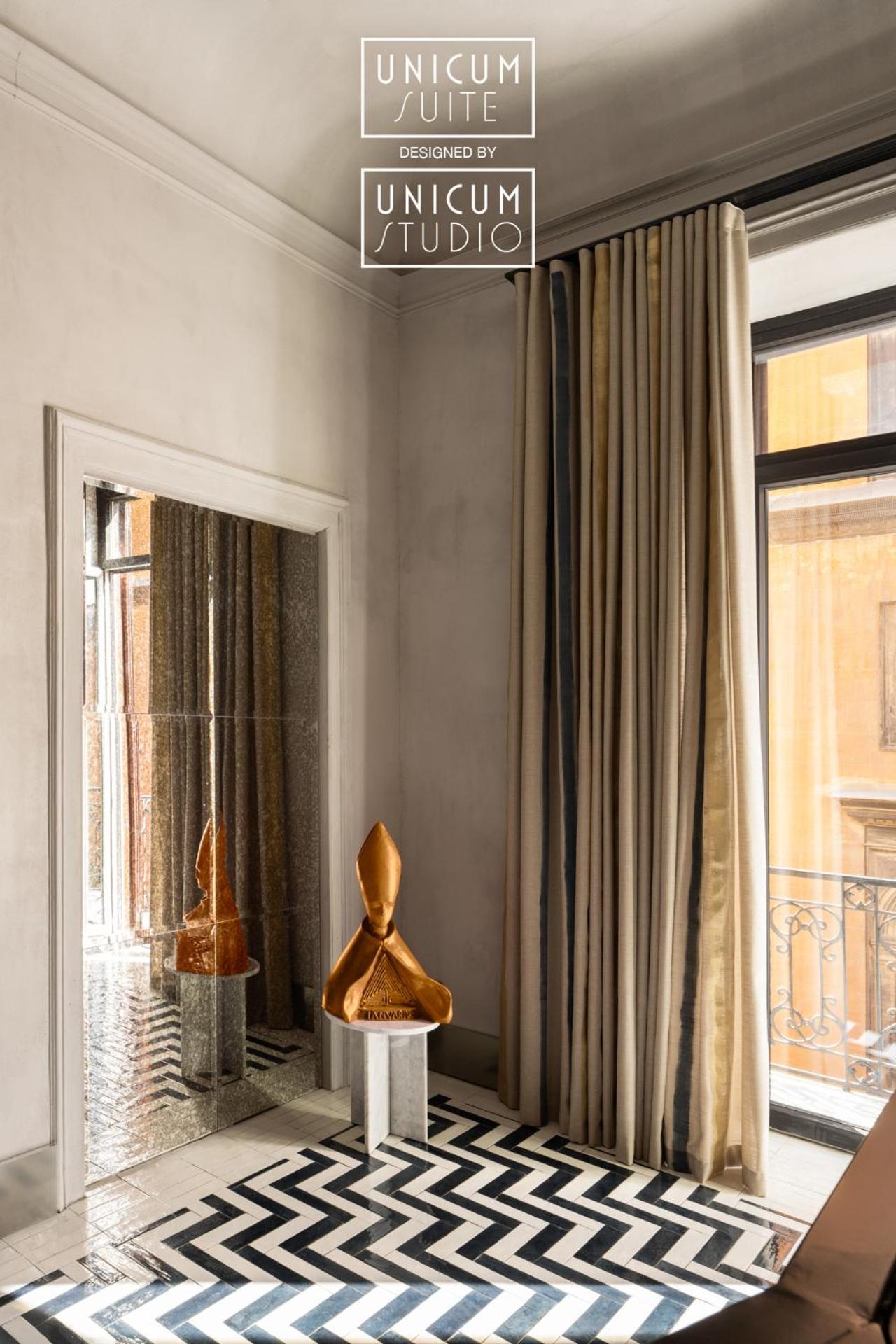 Unicum Grande Archivio Centro Storico Guest house