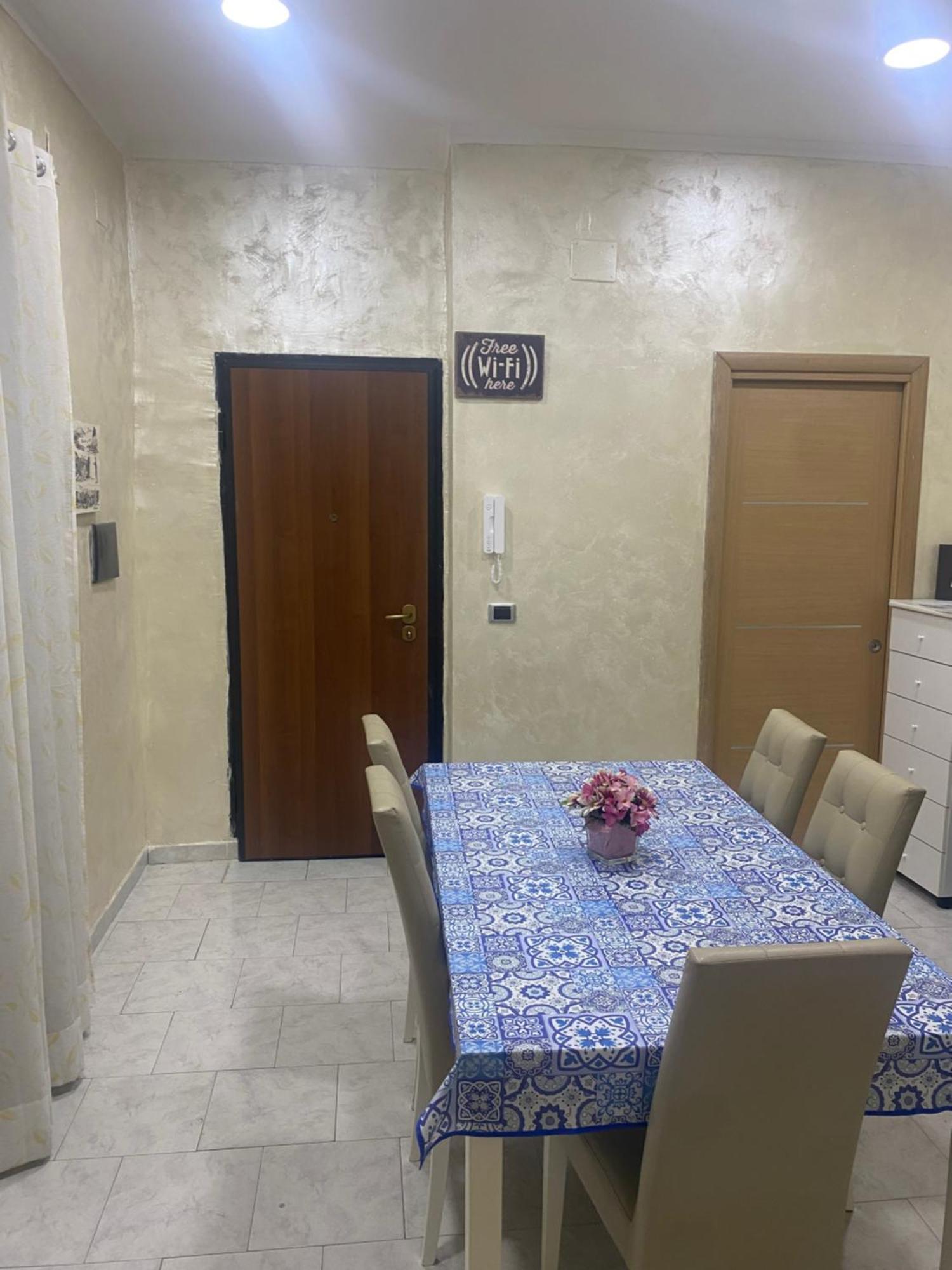 La Casa Di Vera * Naples