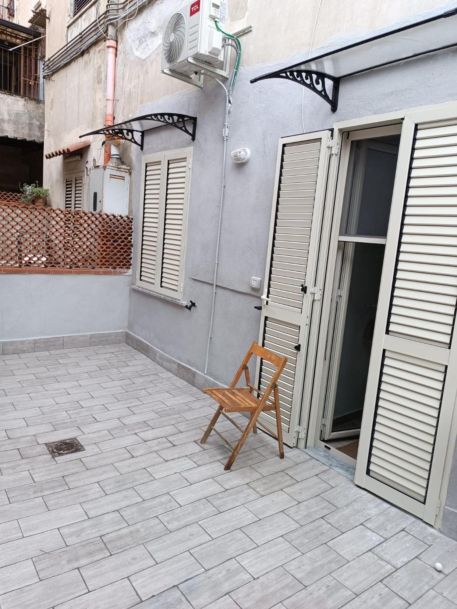 Aparthotel Gold House