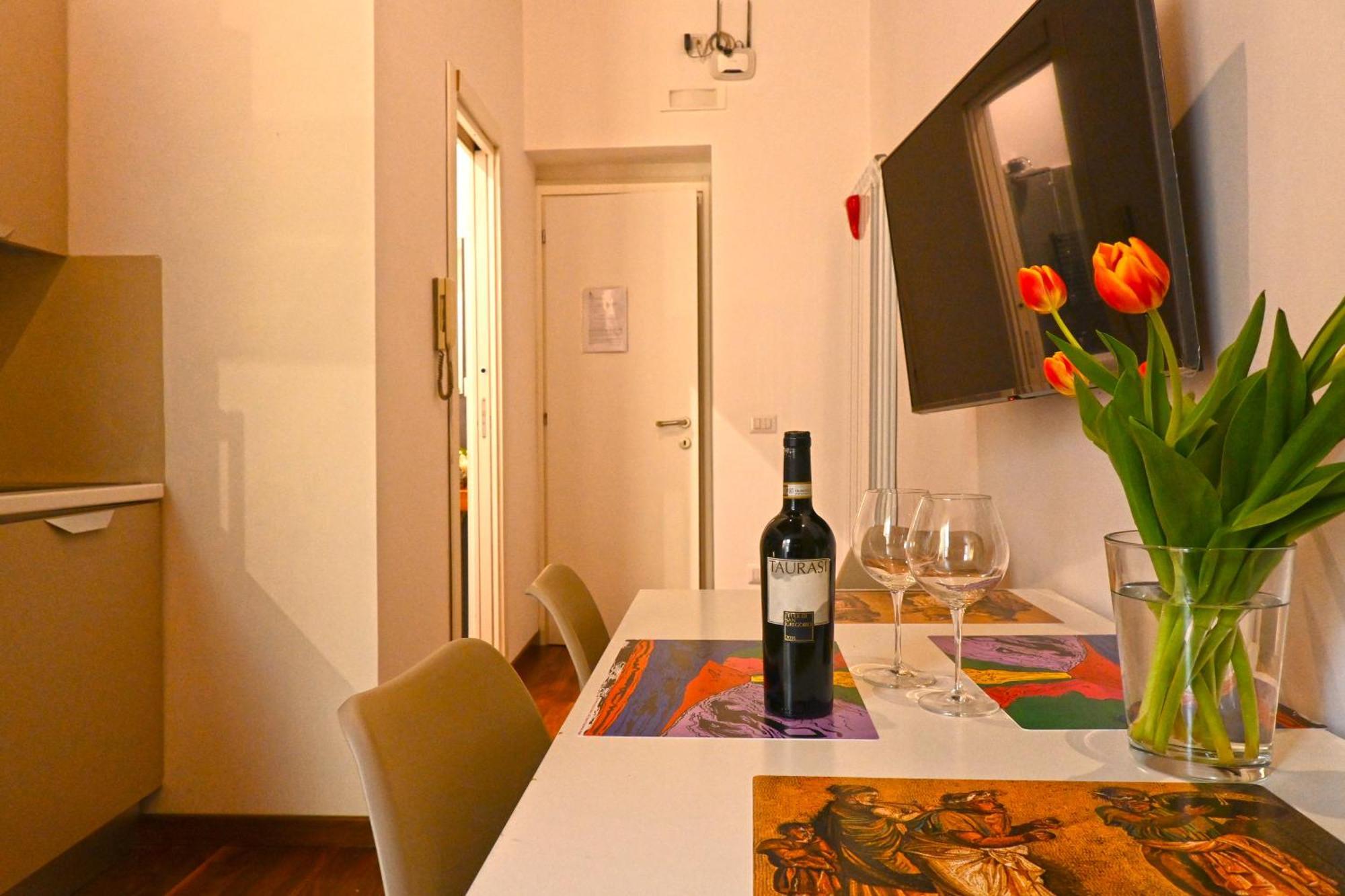 Apartment La Casa Di Apollo Naples