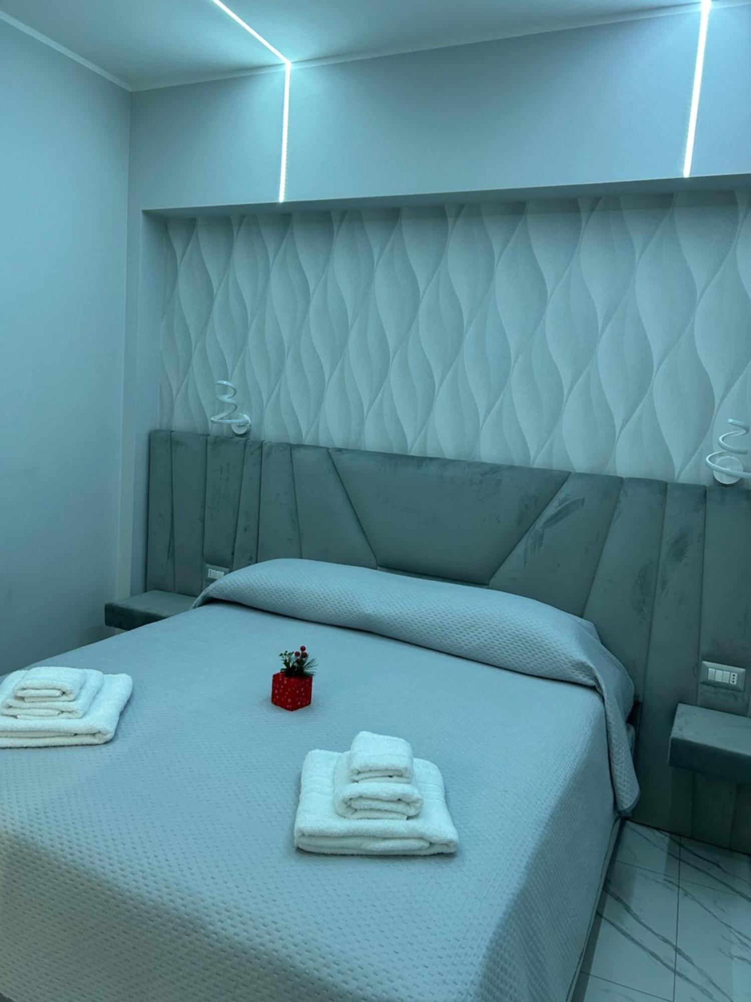 Bebsantaniellohouse1 Bed & Breakfast *