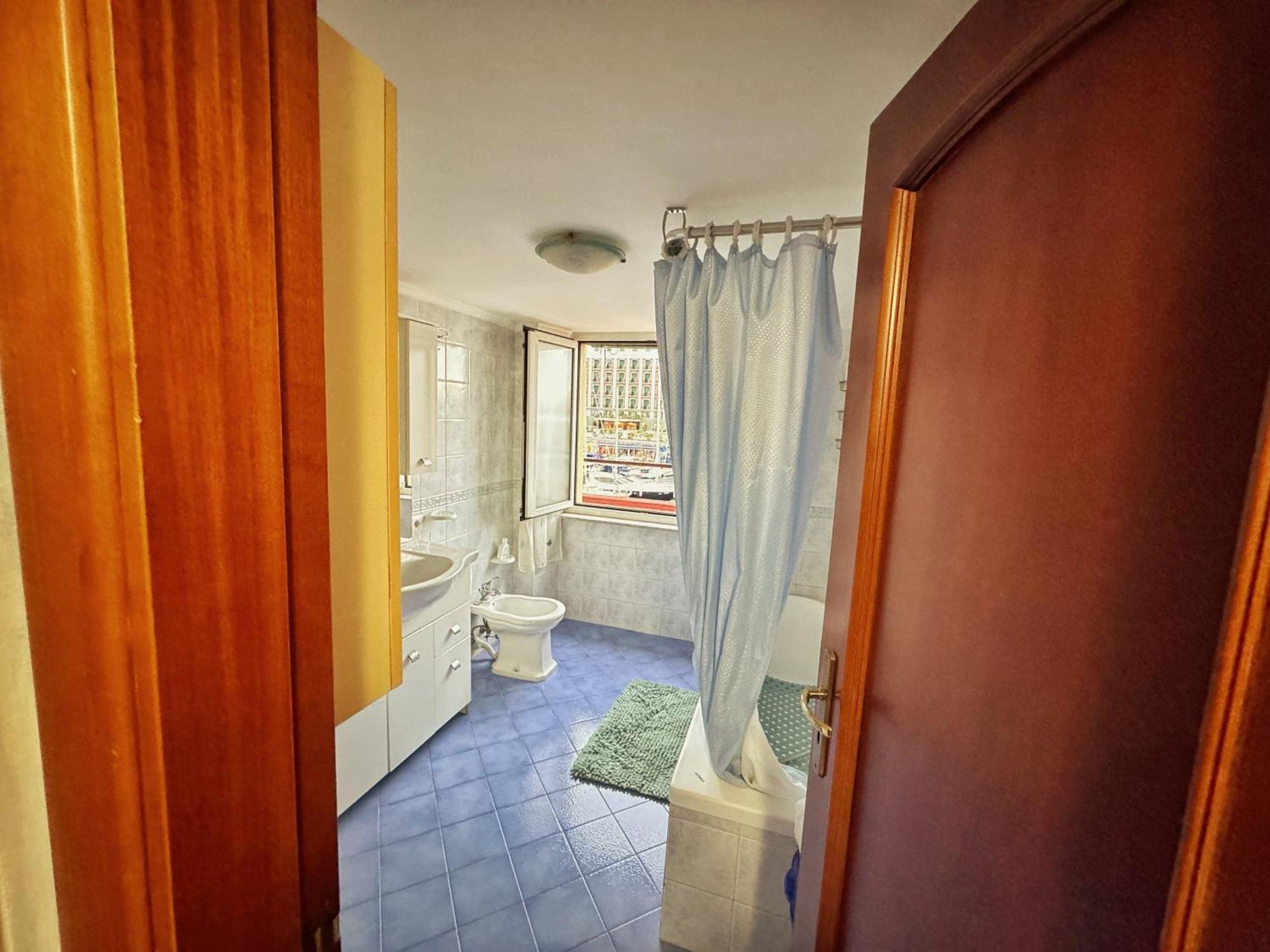 Laura House Apartment *
