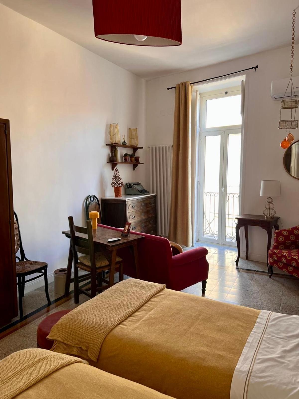 Apartment Le Scale Del Principe Naples
