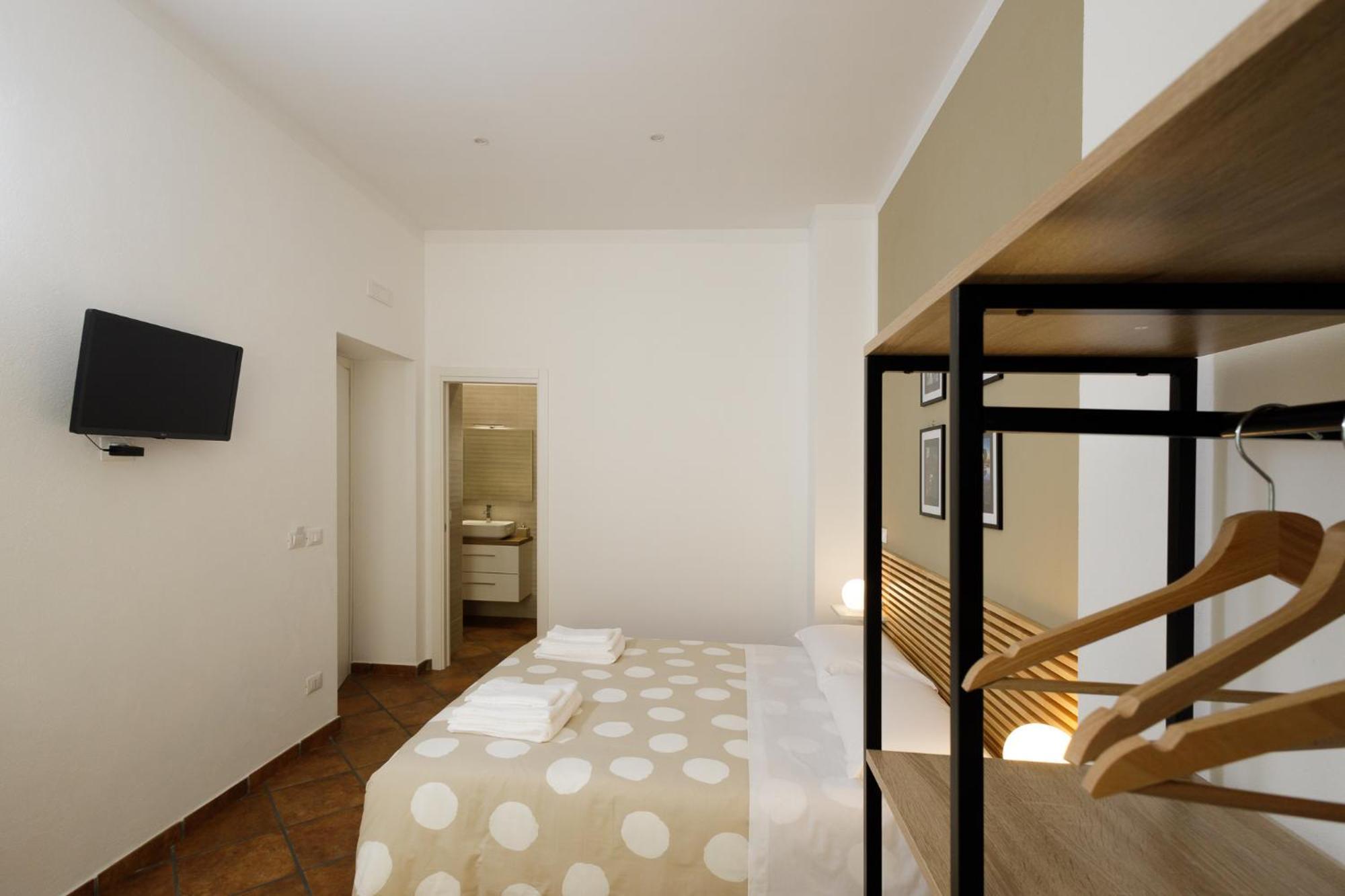 Frankie Sweet Bed & Breakfast *