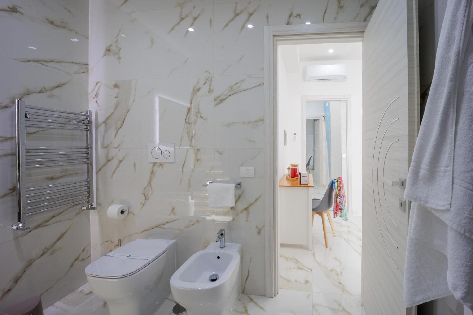 Reddimus Naples
