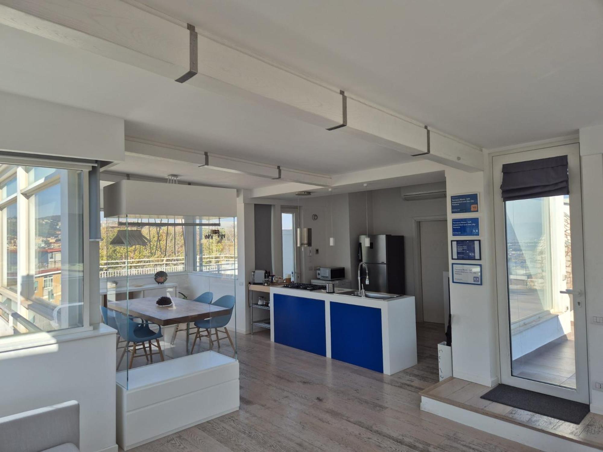 Apartment Terrazza Manu - Loft Suspended Over The City-vomero *