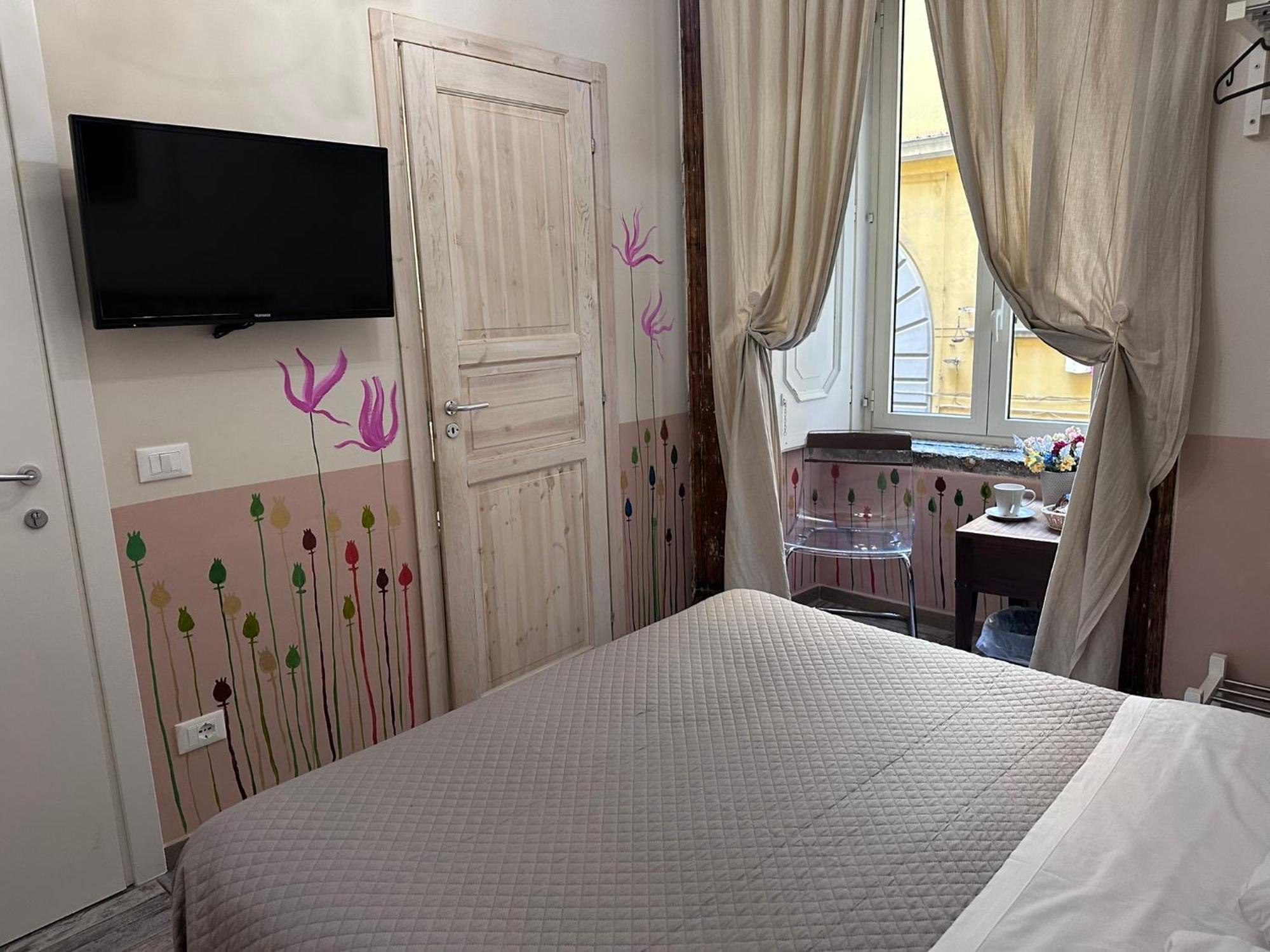 Corso 211 Beds & Guest house