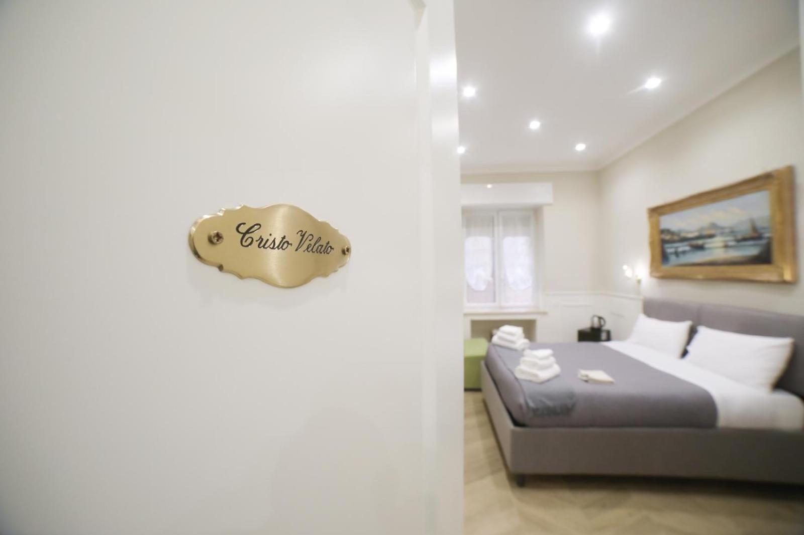 Vico Croce Suite, Spaccanapoli * Naples